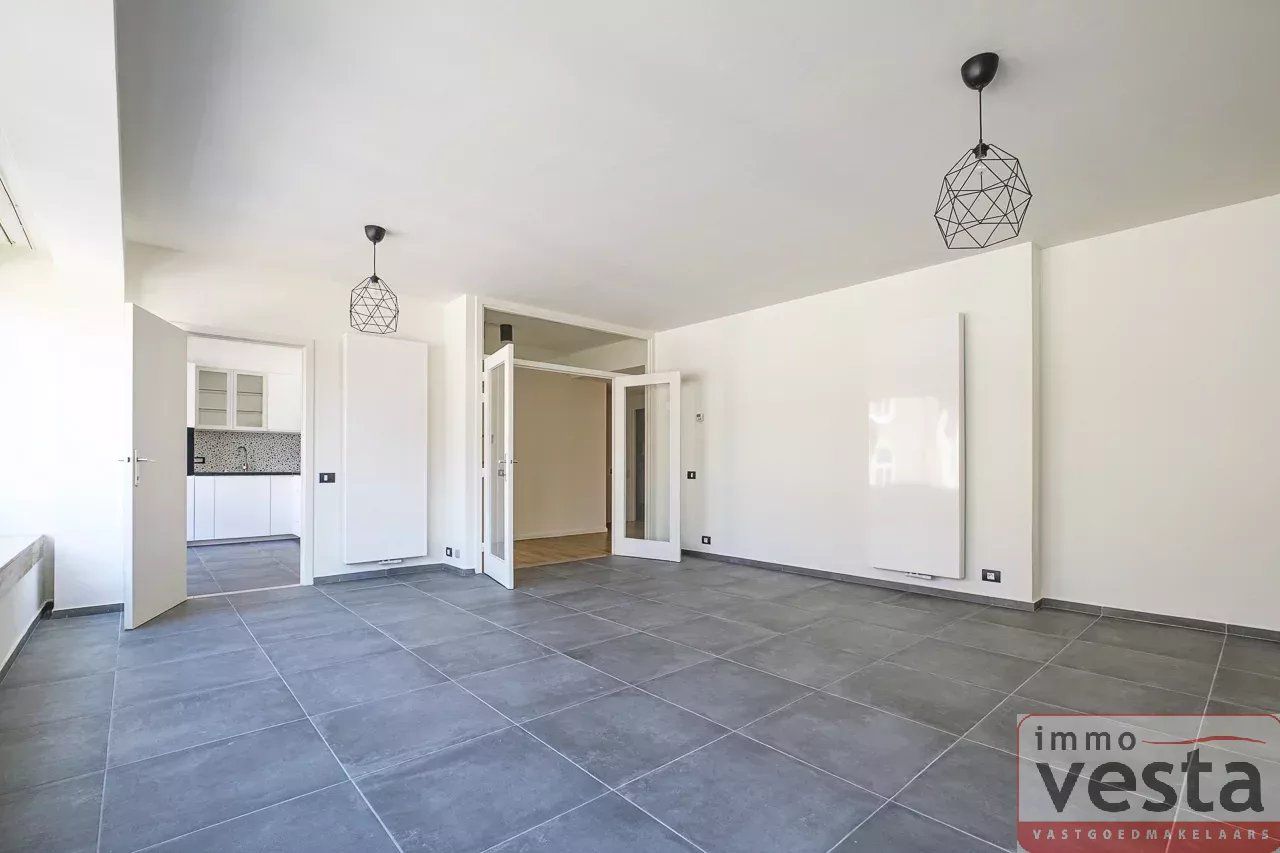 Te huur: Goed onderhouden appartement in het centrum van Sint-Truiden foto 5