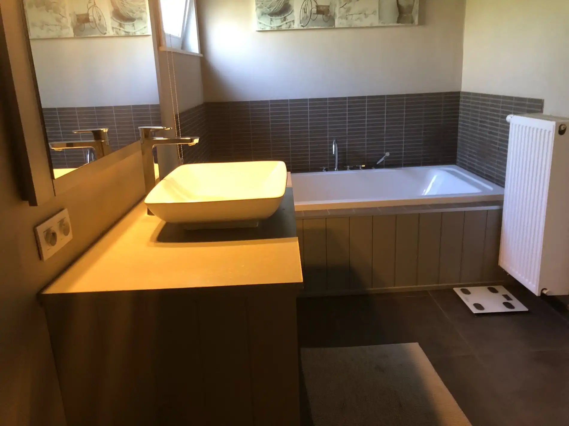 Alleenstaande woning met 5 slaapkamers en diepe tuin te Zarren foto 19