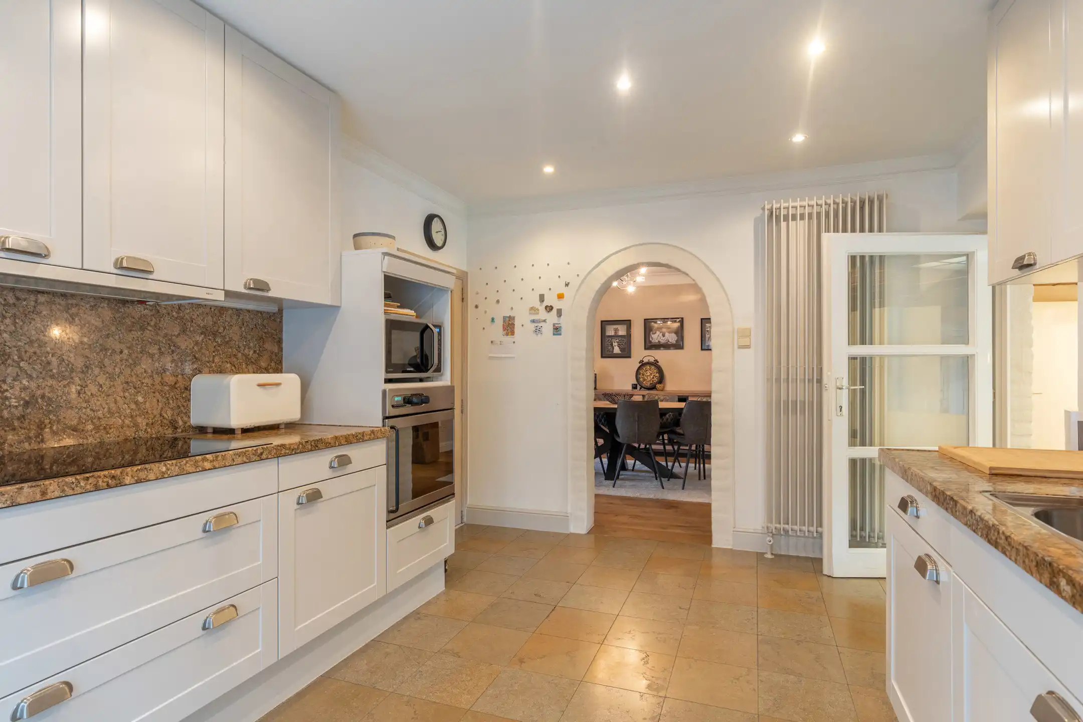 Instapklare woning op rustige locatie met vele mogelijkheden foto 7