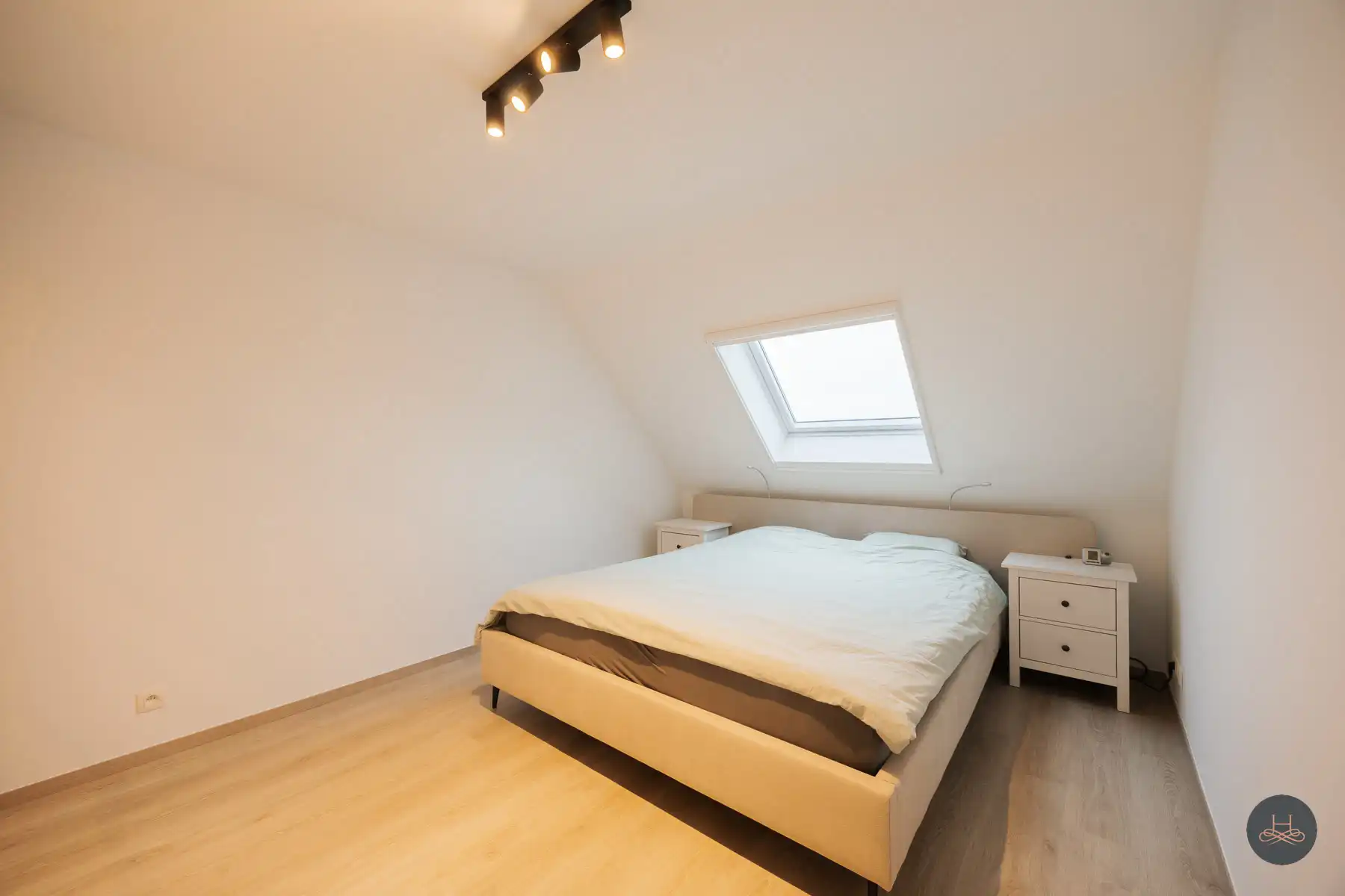 Energiezuinig, modern duplex appartement uit 2022 met terras foto 13