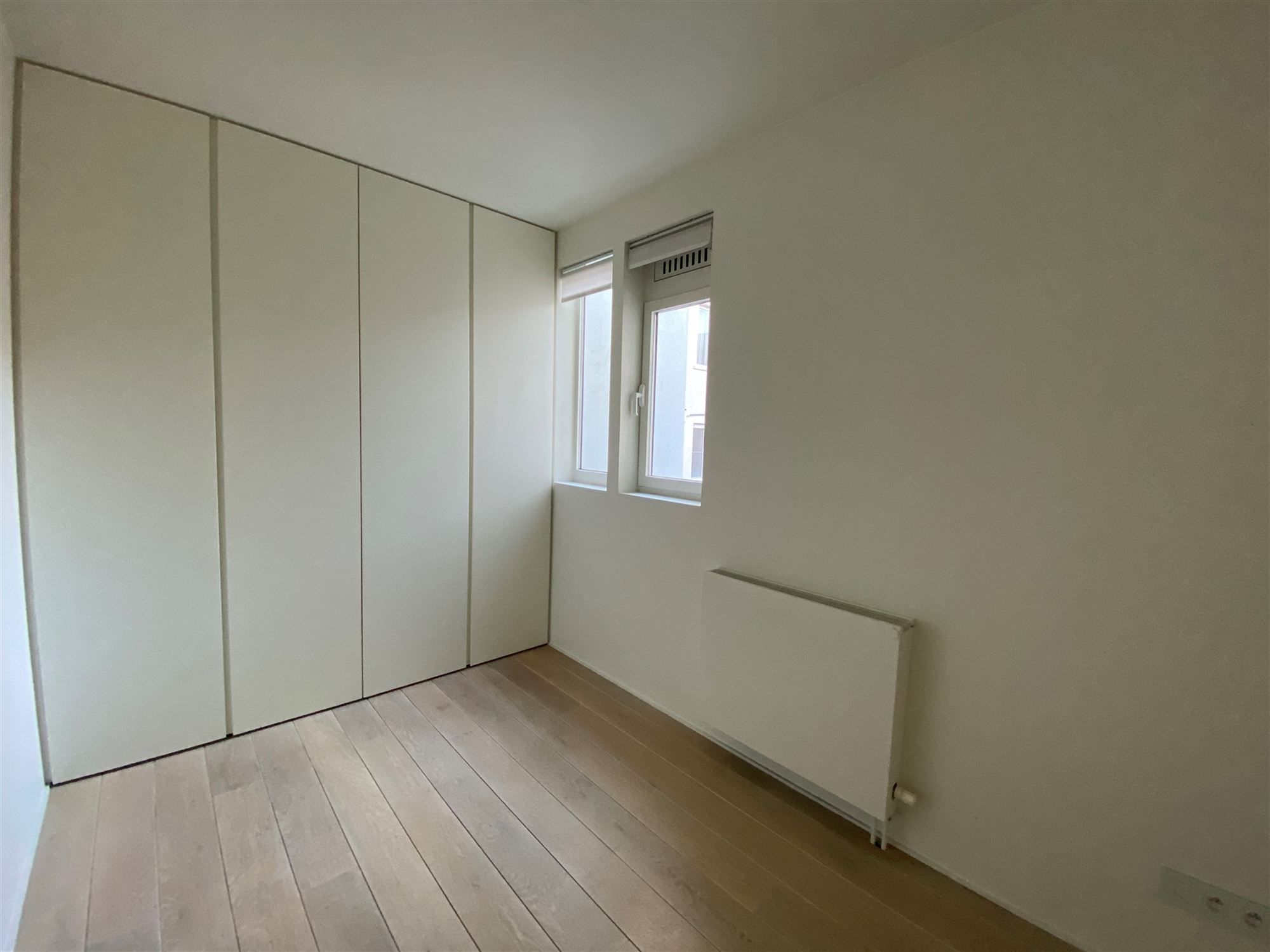 Ruim luxe appartement met 3 slk foto 11