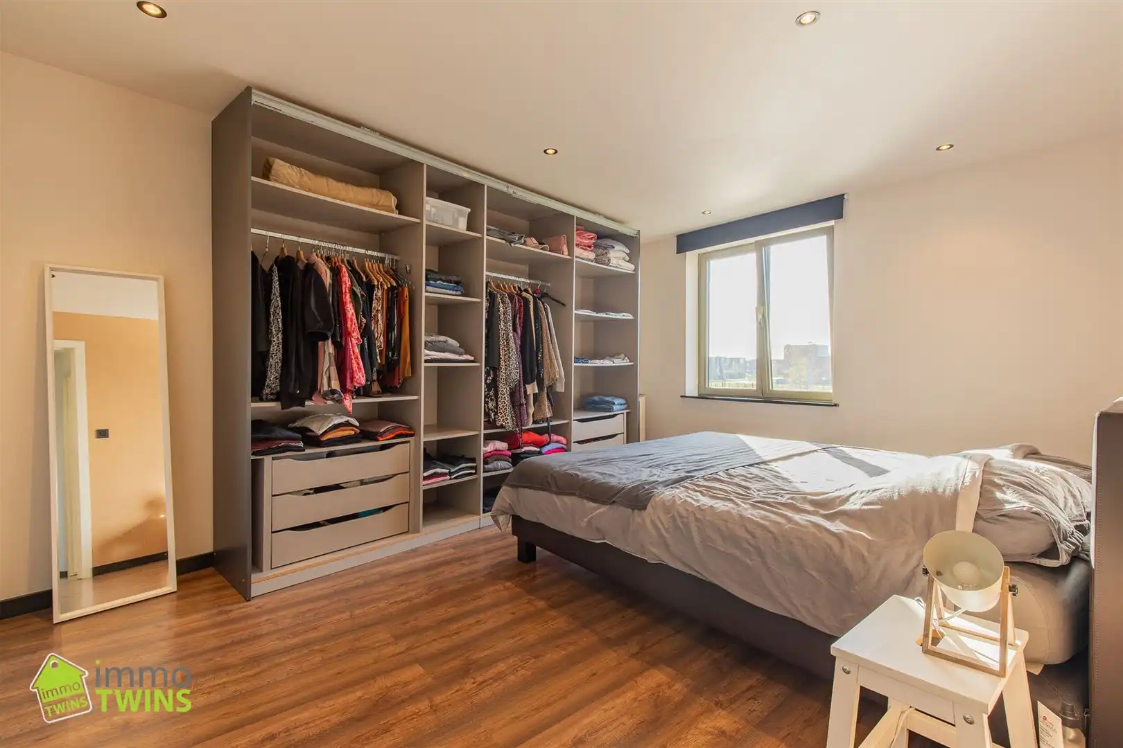 Instapklare woning met 3 slps foto 8