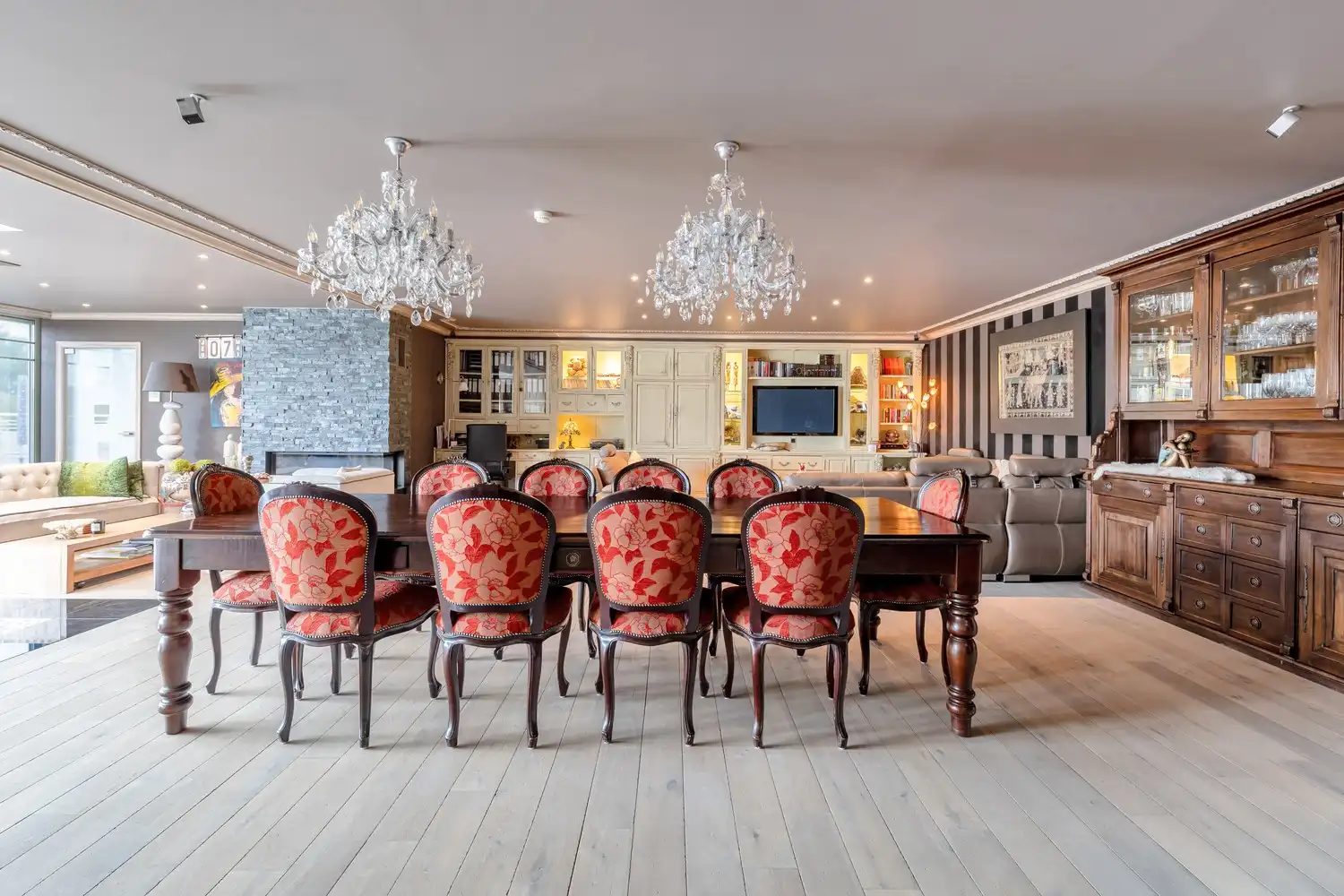 Unieke vastgoedopportuniteit! Ruim bedrijfscomplex met 2 appartementen en exclusief penthouse op 46a 55ca! foto 56