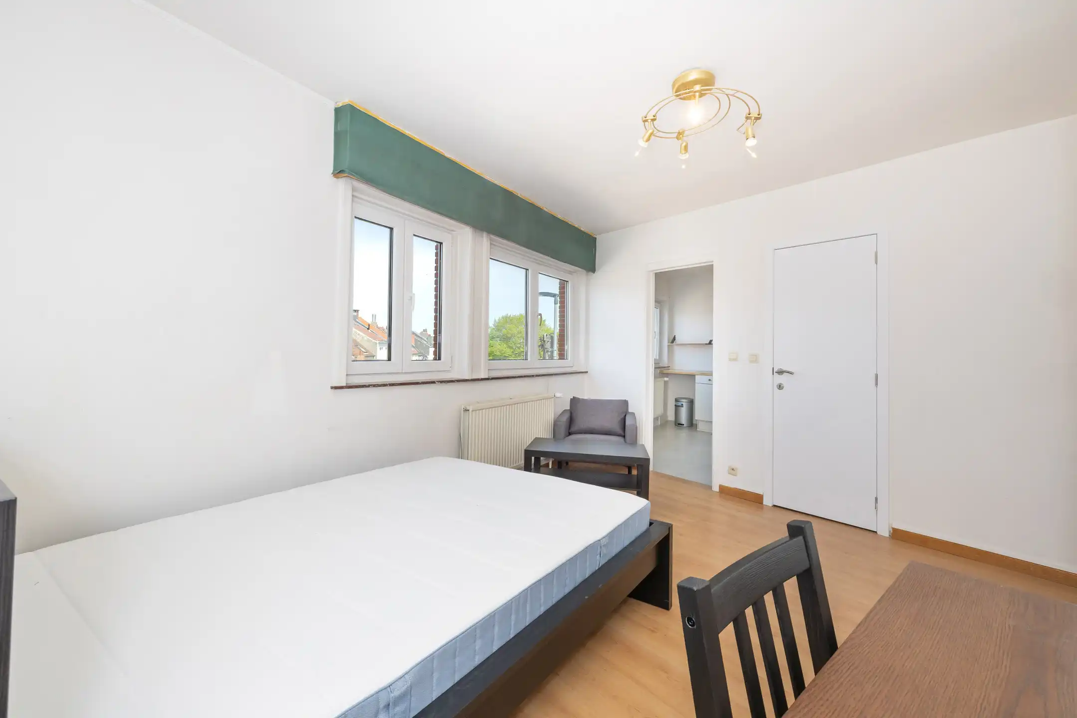 Veelzijdige woning met 7 slaapkamers foto 26