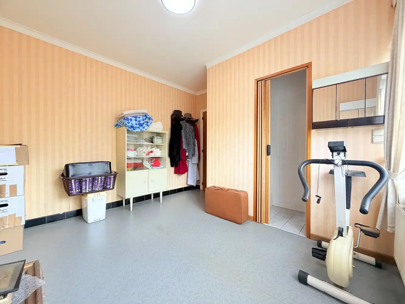 Op te frissen alleenstaande woning met riante tuin foto 20