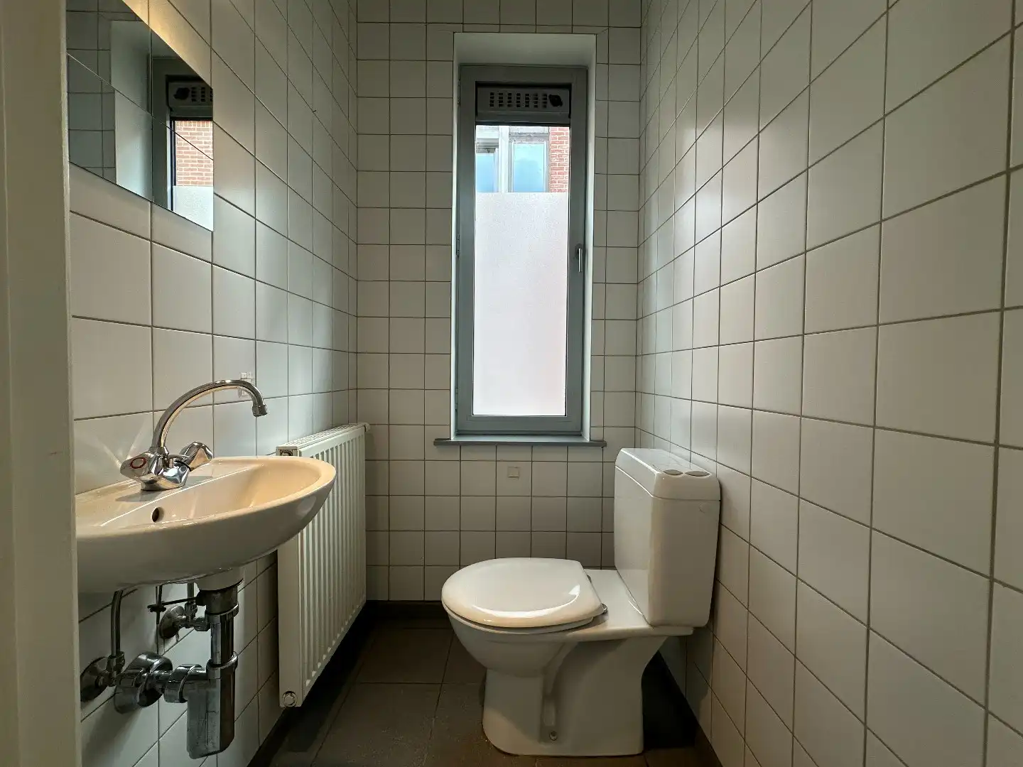 Instapklaar appartement met 1 slpk en ruim en zonnig terras, Torhout foto 12