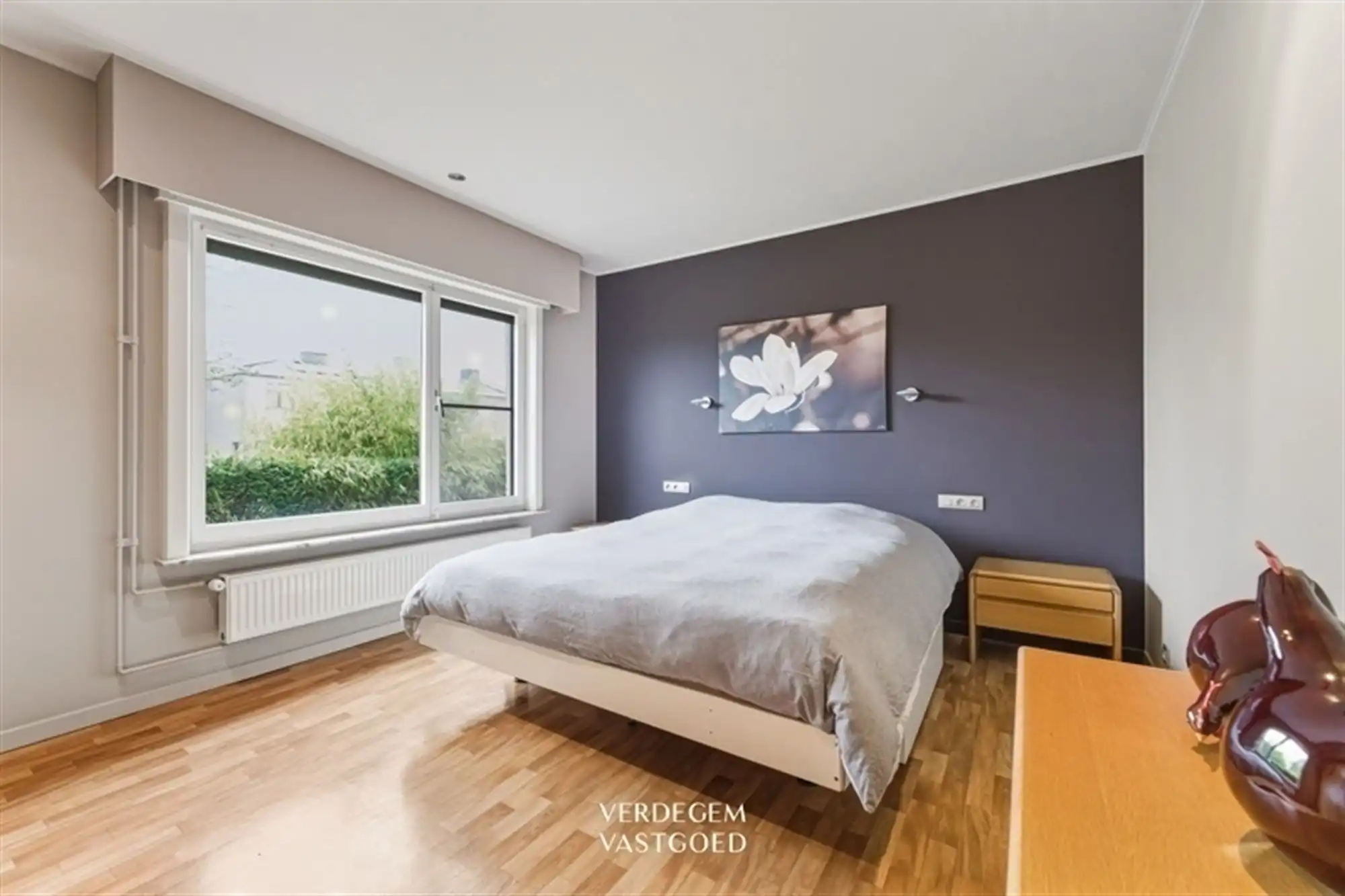 Magazijn van 395m² met villa op toplocatie voor commerciële activciteit foto 13