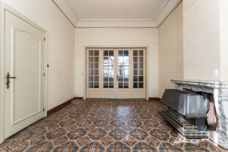 Te renoveren burgerwoning met enorm potentieel in hartje Roeselare foto 8