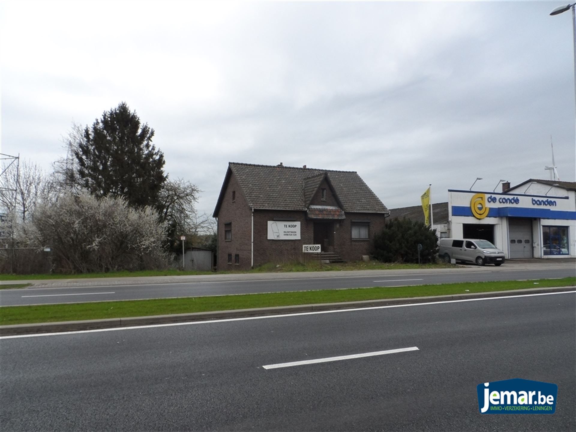 Commercieel gelegen projectgrond op toplocatie in Maasmechelen! foto 2