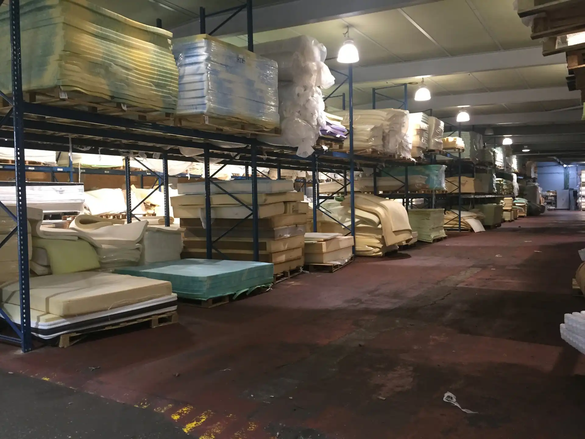 Magazijn te huur foto 4