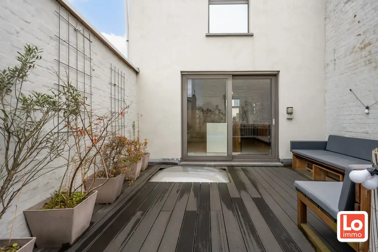 VERKOCHT!! Instapklare stadswoning met potentieel voor vrij beroep op een toplocatie nabij het centrum van Gent! foto 15