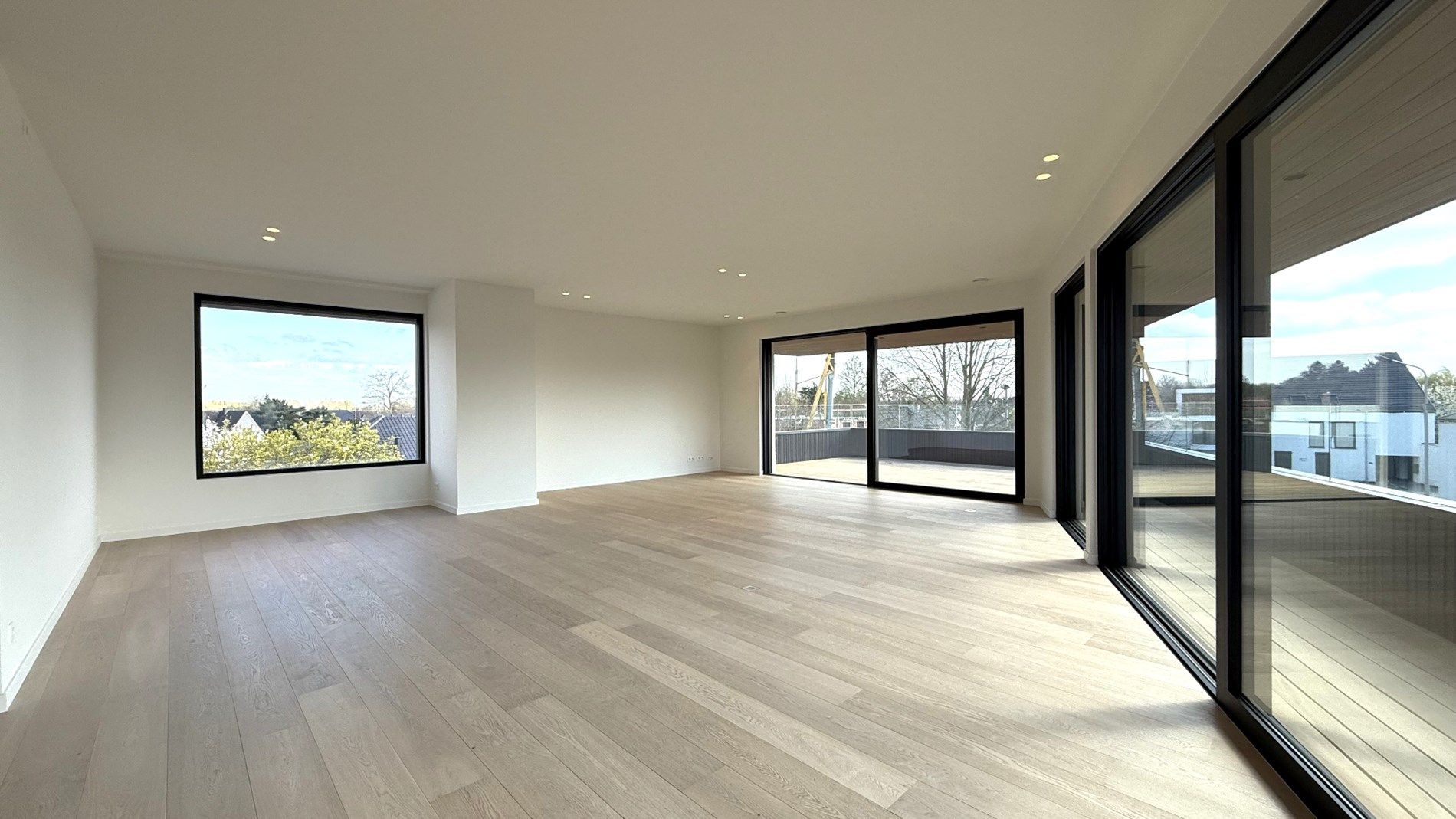 Uniek Penthouse TE HUUR in Waregem! foto 2