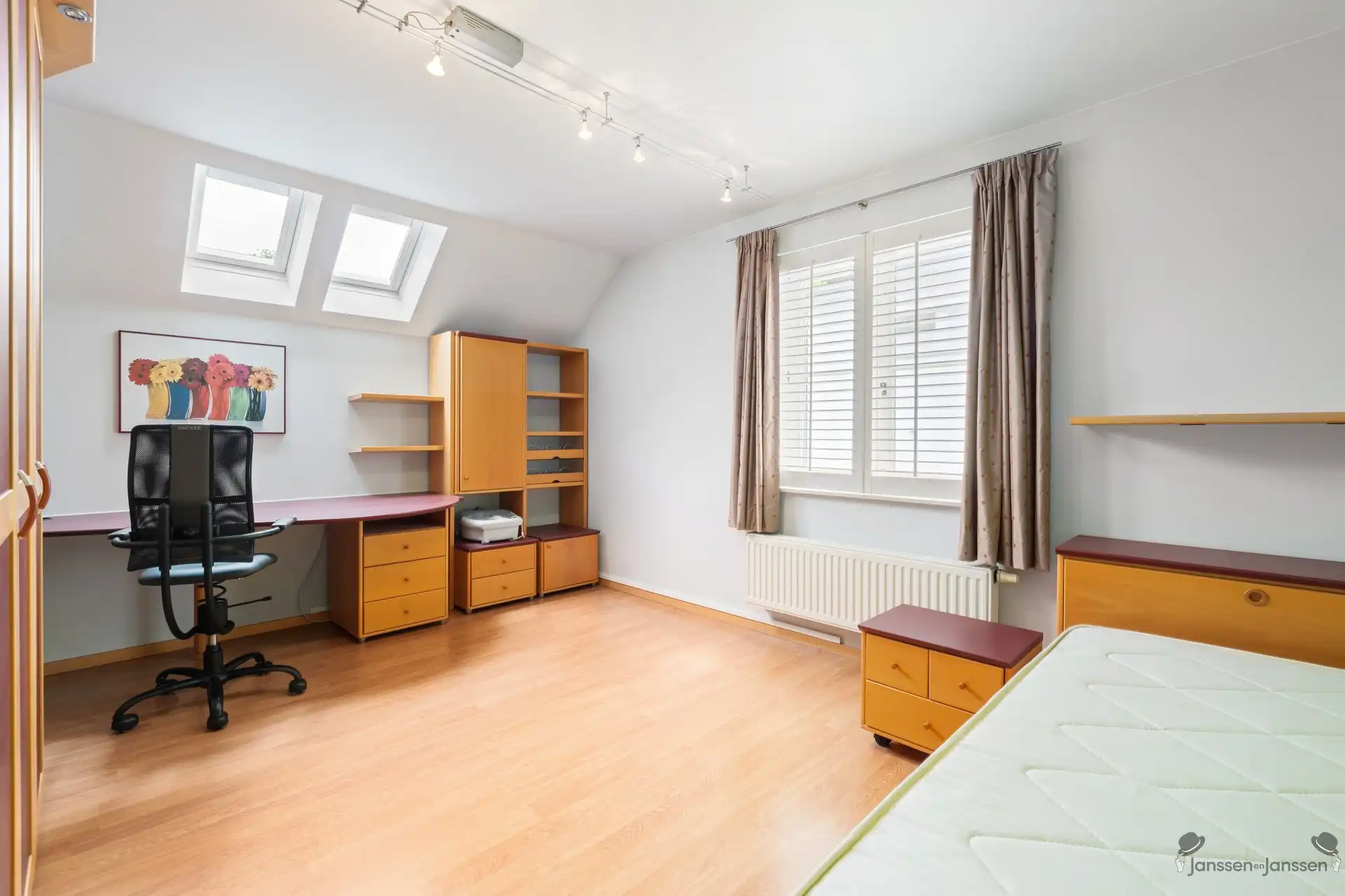 Ruime villa met 4 slaapkamers in Linden foto 17