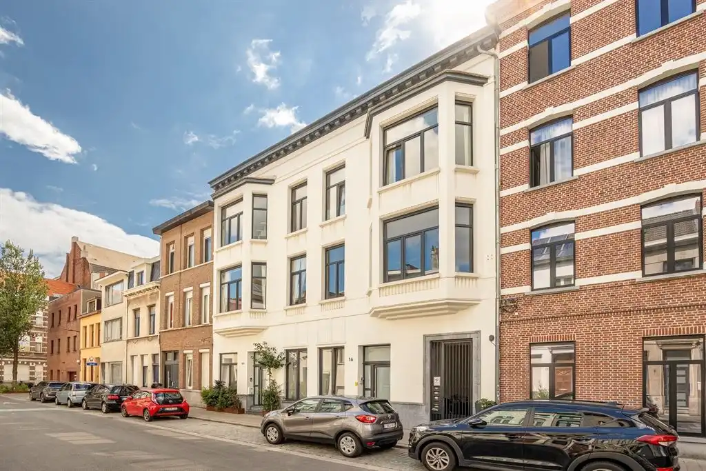 energiezuinig gerenoveerd appartement met ruim terras foto 15