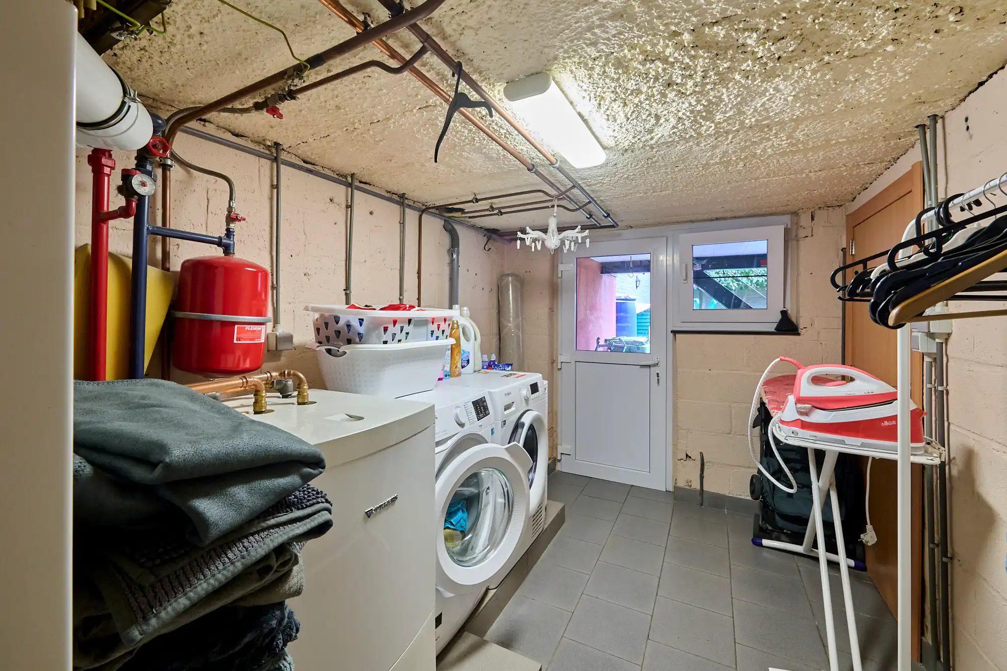 Instapklare woning met garage en 3 slpks op rustige locatie foto 15