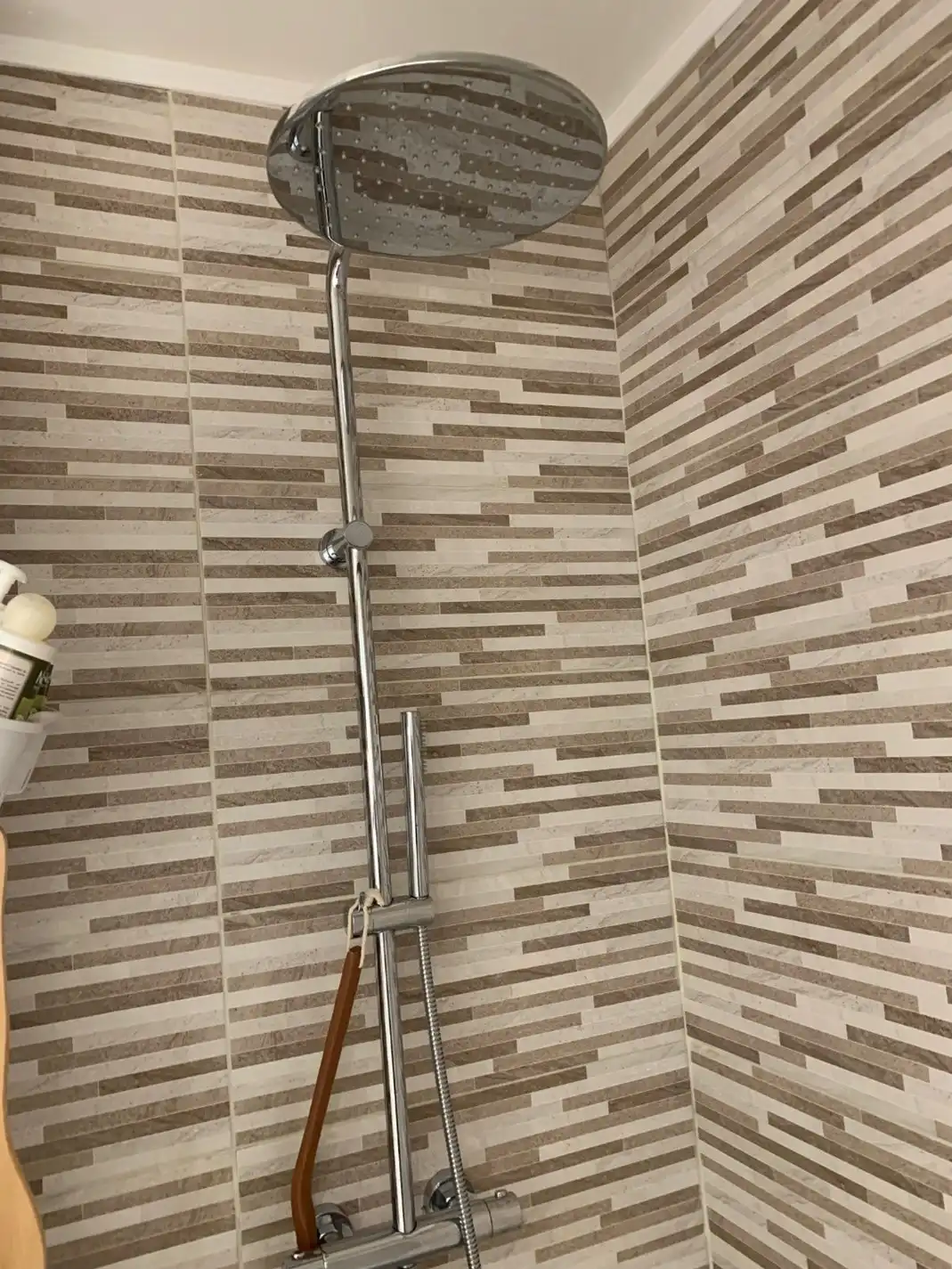 Gemeubeld tweeslaapkamerappartement met terras vlak aan de Zeedijk Oostende foto 14