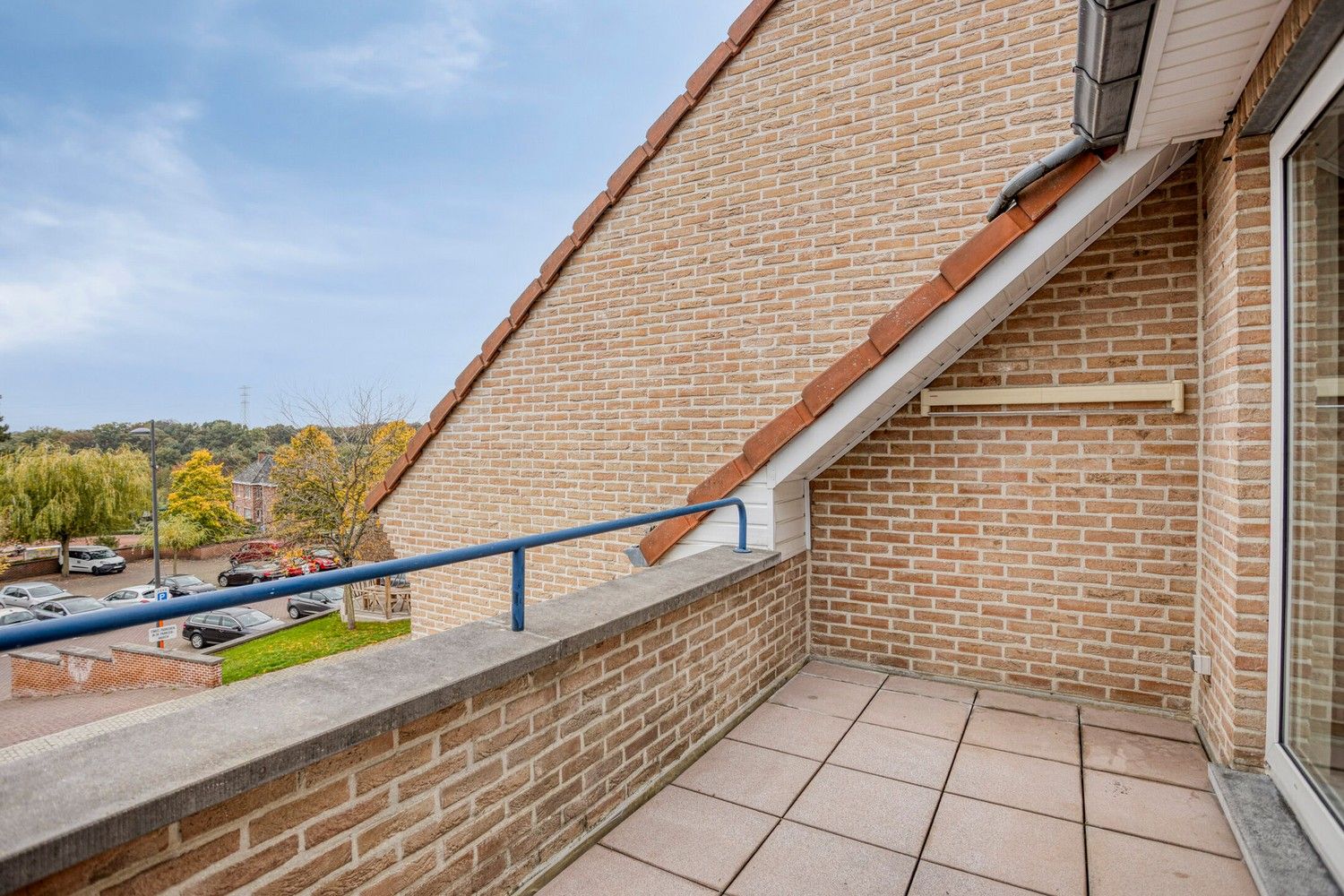 Ruime duplex met 3 slaapkamers  en garage te huur in het hart van Gellik, Lanaken foto 13