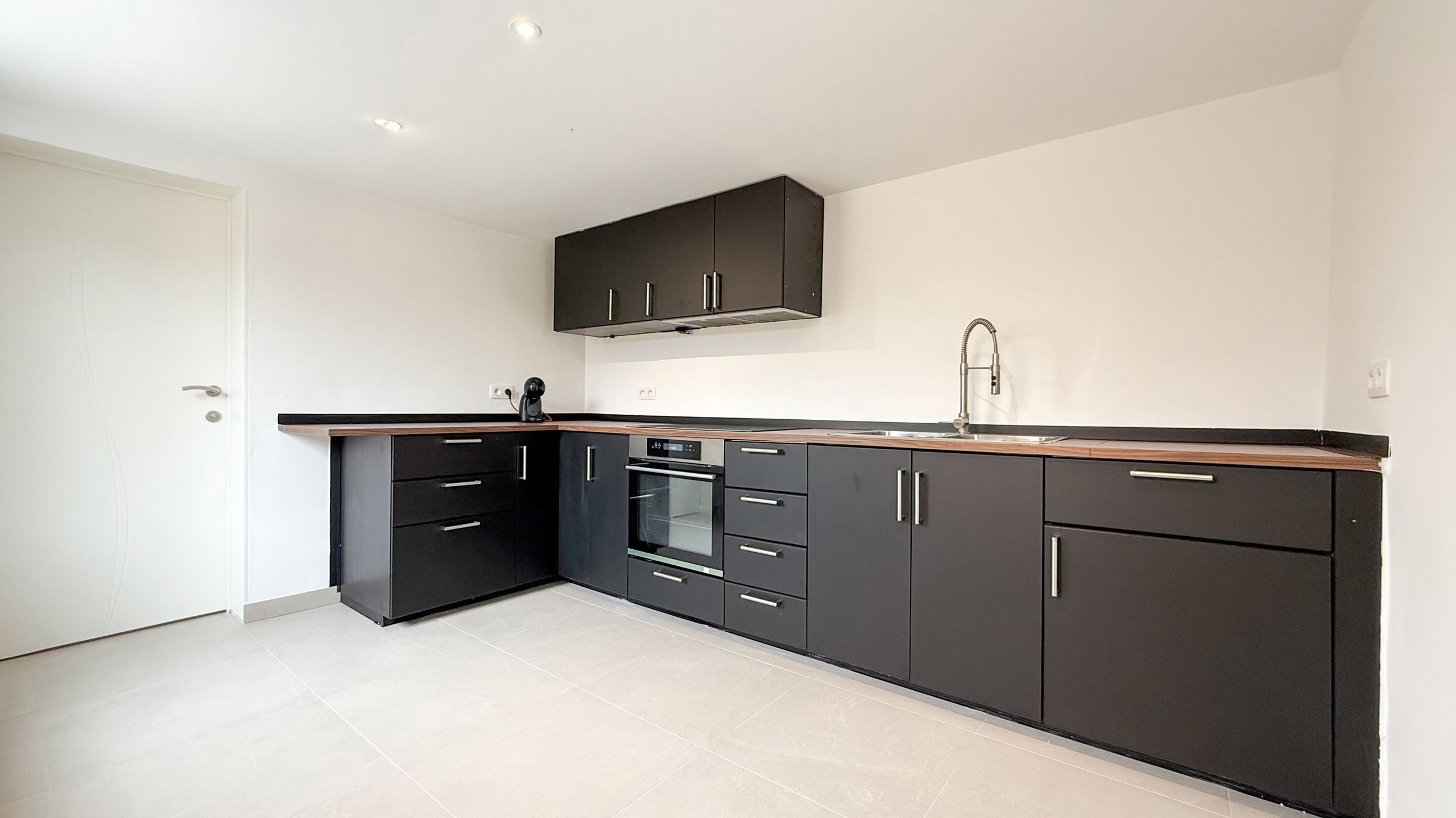 Karaktervolle woning met moderne afwerking en zonnige tuin! foto 12