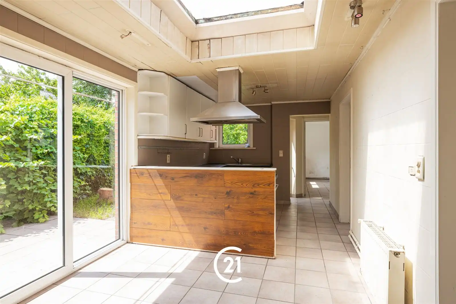 Te renoveren woning met tuin en garage in centrum Gent.  foto 6