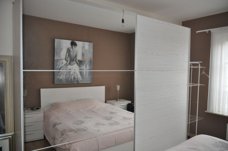 Recent energiezuinig appartement met 2 slaapkamers en garage. foto 8