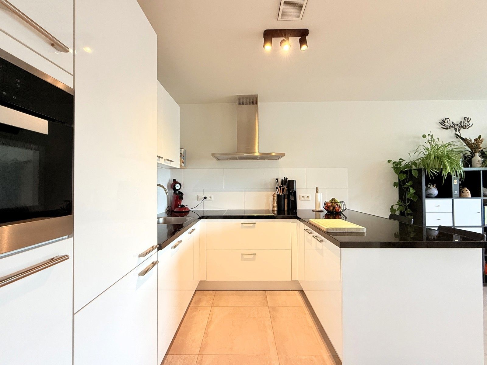 Appartement te huur foto 9