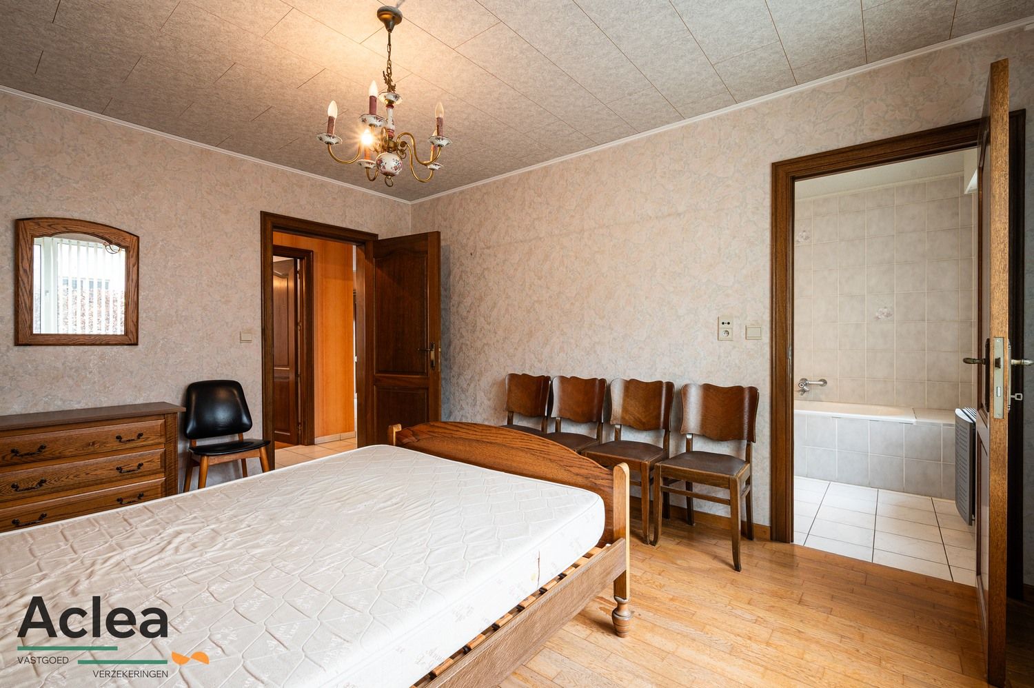 Ruime woning met veel extra potentieel op een mooi zuid gericht perceel foto 20