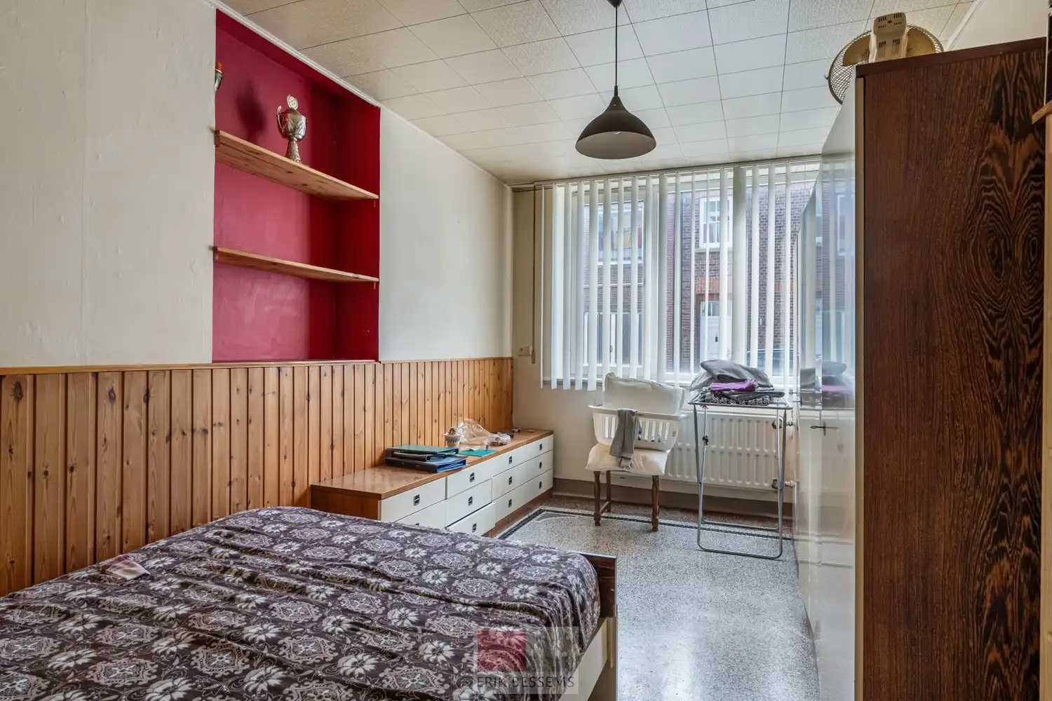 Unieke te renoveren investeringsopportuniteit met 7 mogelijke wooneenheden (huidige toestand niet vergund!), grenzend aan zowel de Millerdries als de Van Den Boschstraat in Riemst. foto 7