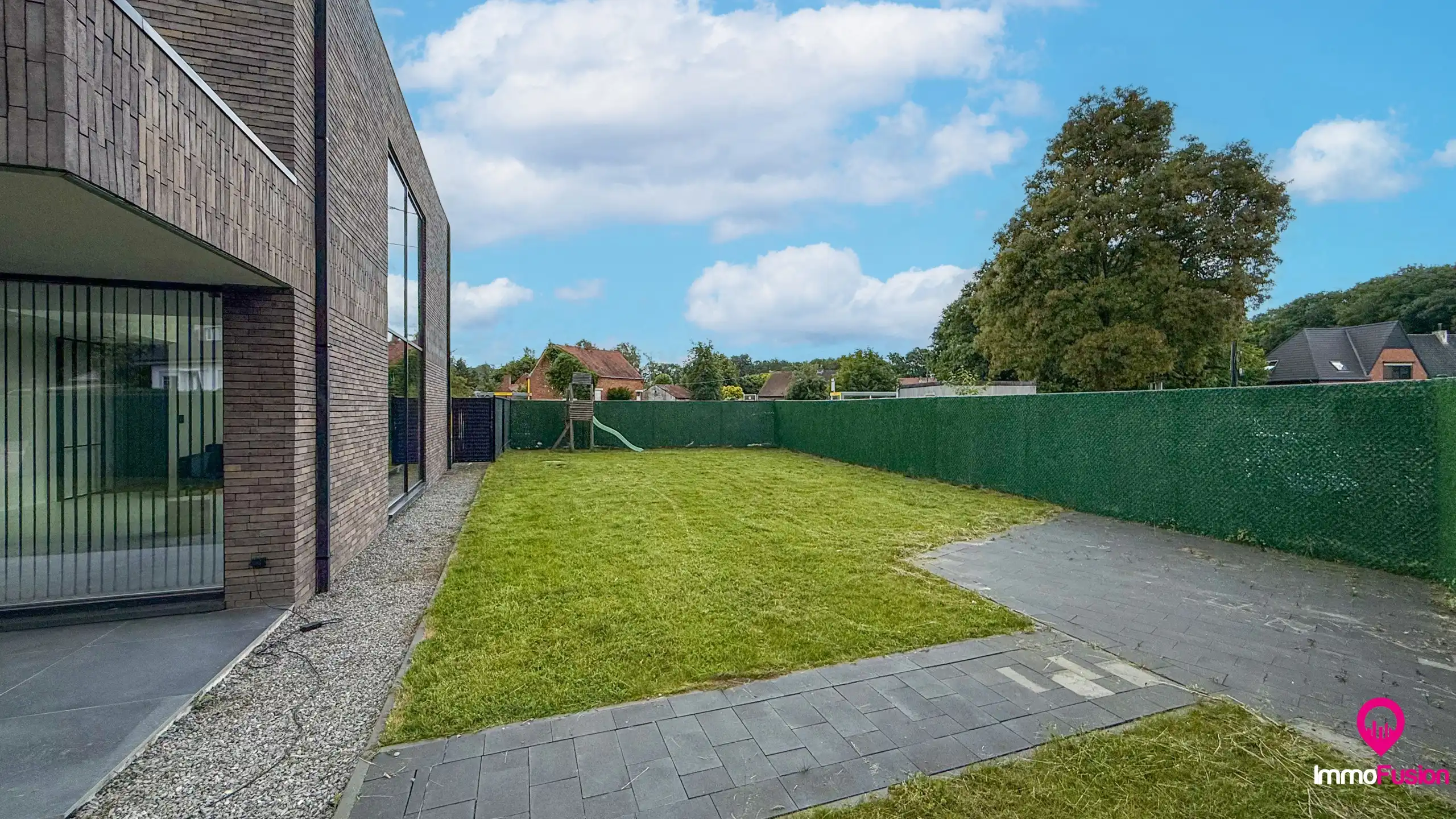 Instapklare villa met 4 slpk., laadpaal en zonnepanelen! foto 56