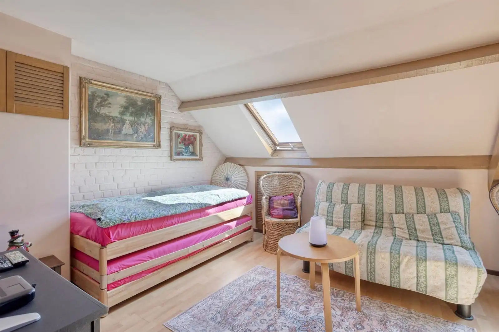 Zeer goed onderhouden woning met 3 slaapkamers, bureau + prive staanplaats  foto 27