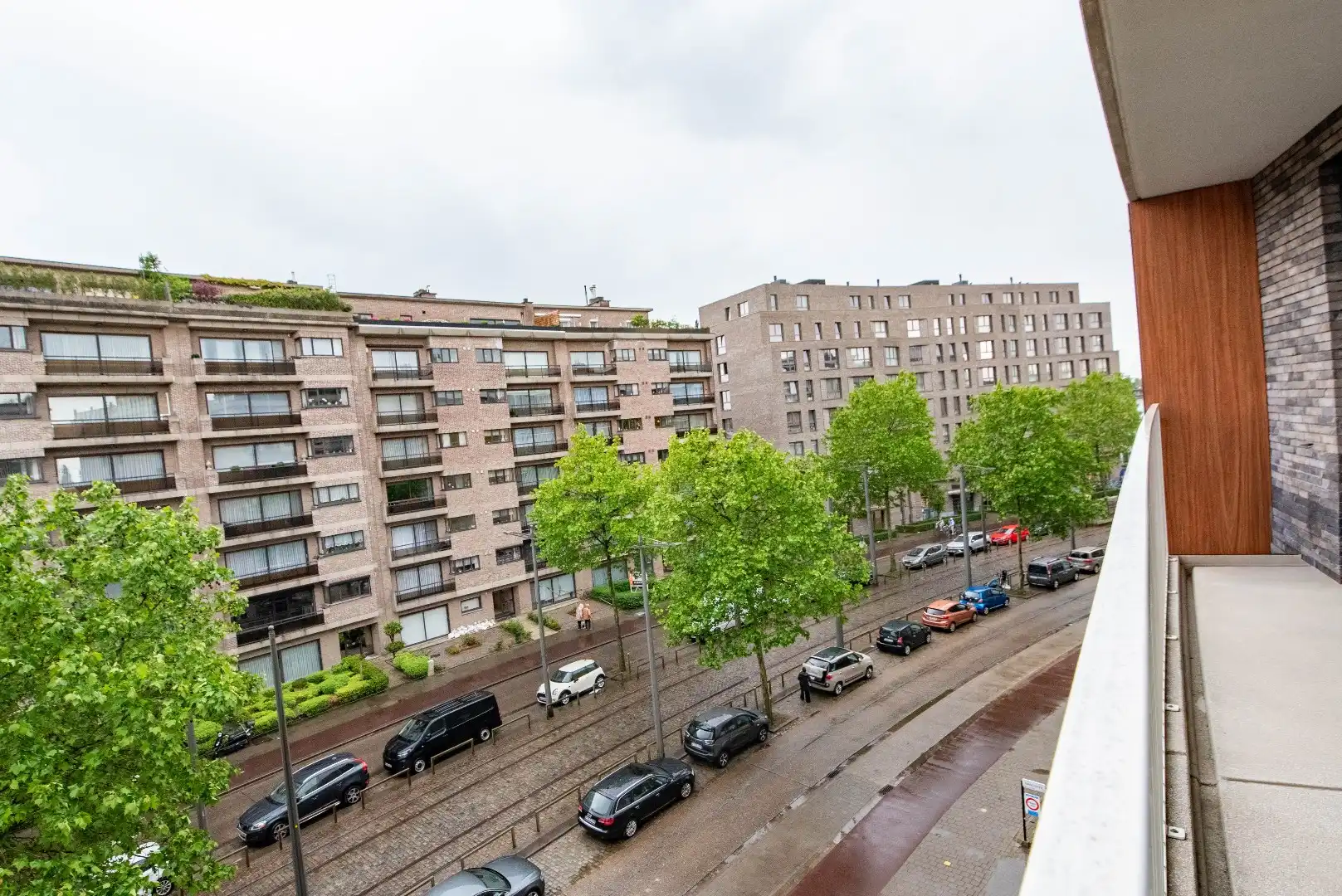 Modern appartement met groot terras foto 12