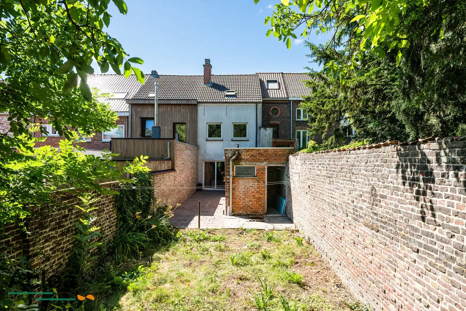 Te renoveren stadswoning met 4 slaapkamers en gezellige tuin foto 11