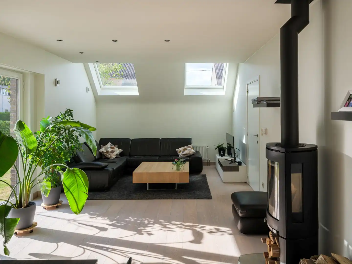 Instapklare villa met 4 slaapkamers en zonnige tuin in Drongen foto 7