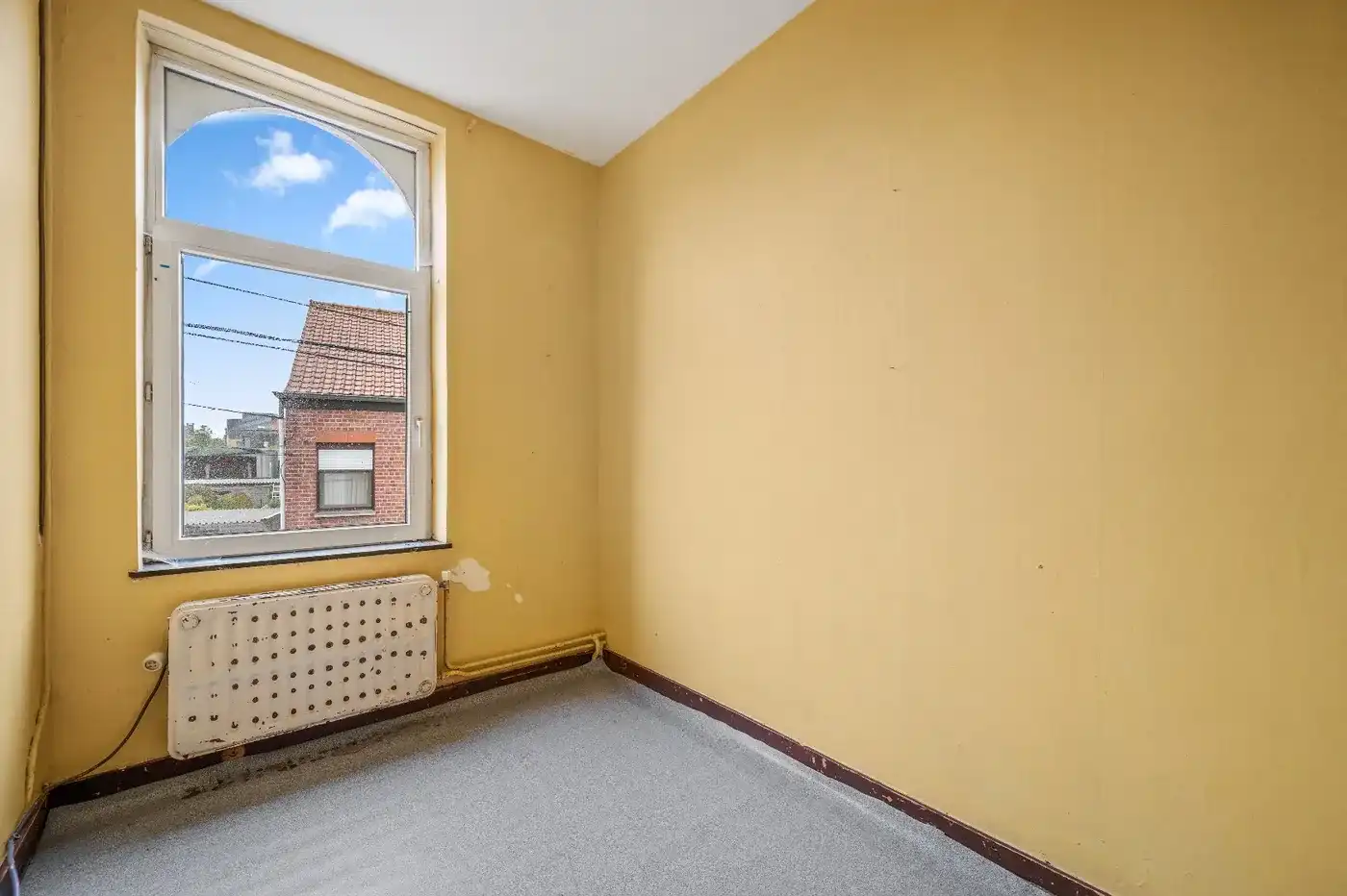 Te renoveren woning met potentieel op ruim perceel te Attenhoven foto 17