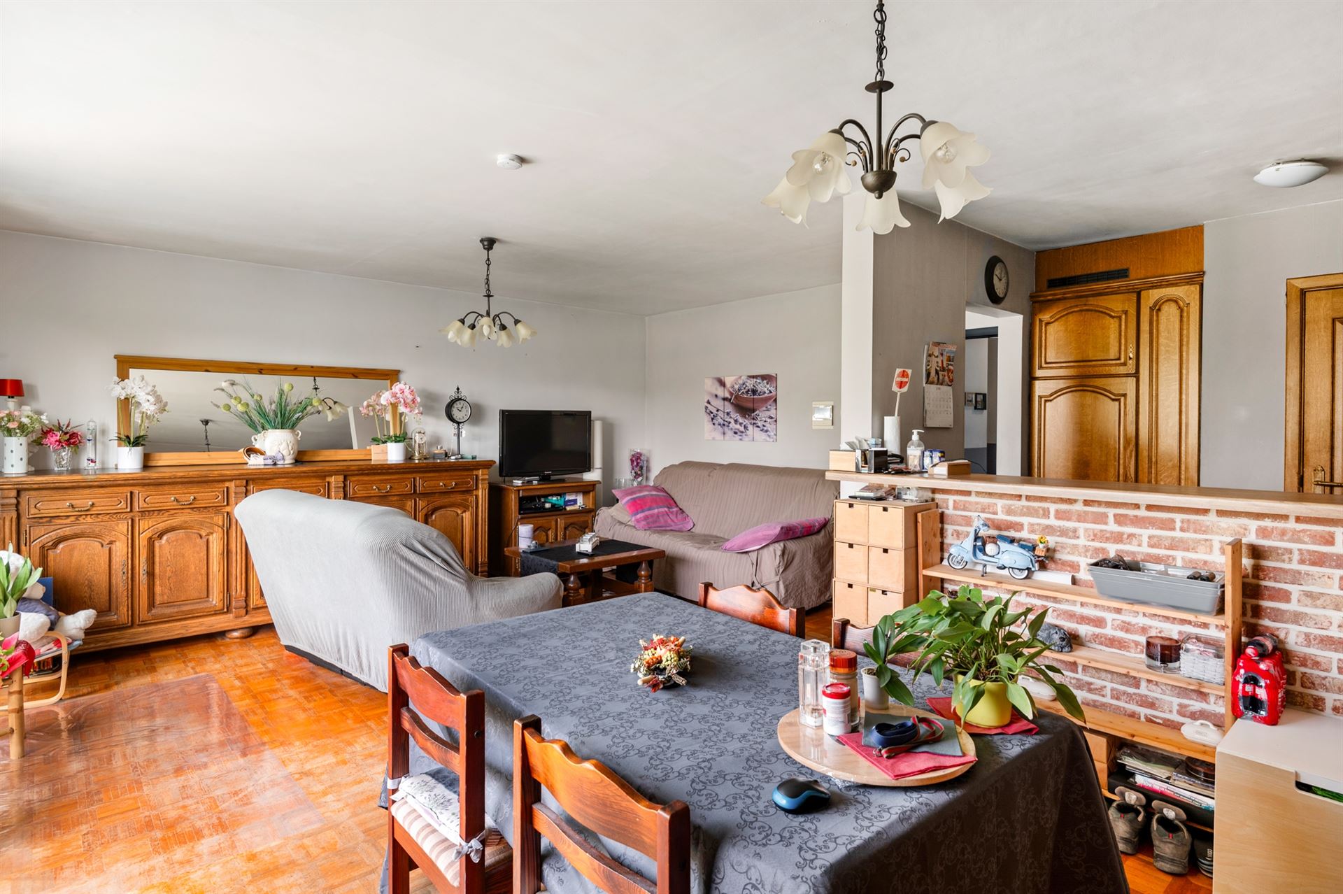 CENTRAAL GELEGEN 2-SLPK-APP IN EEN KLEINE RESIDENTIE MET RIANT ZUIDTERRAS foto 5