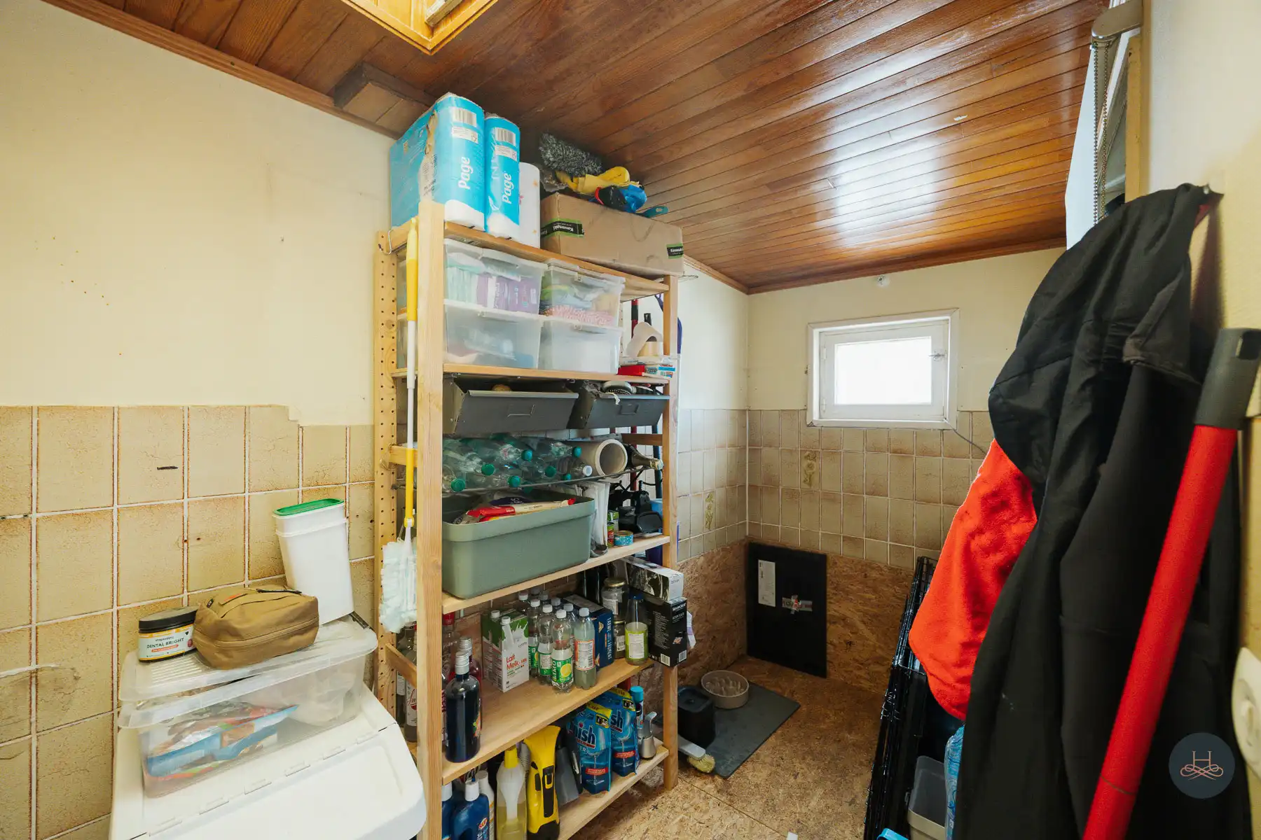 Recent vernieuwde en ruime gezinswoning met tuin en terras foto 8