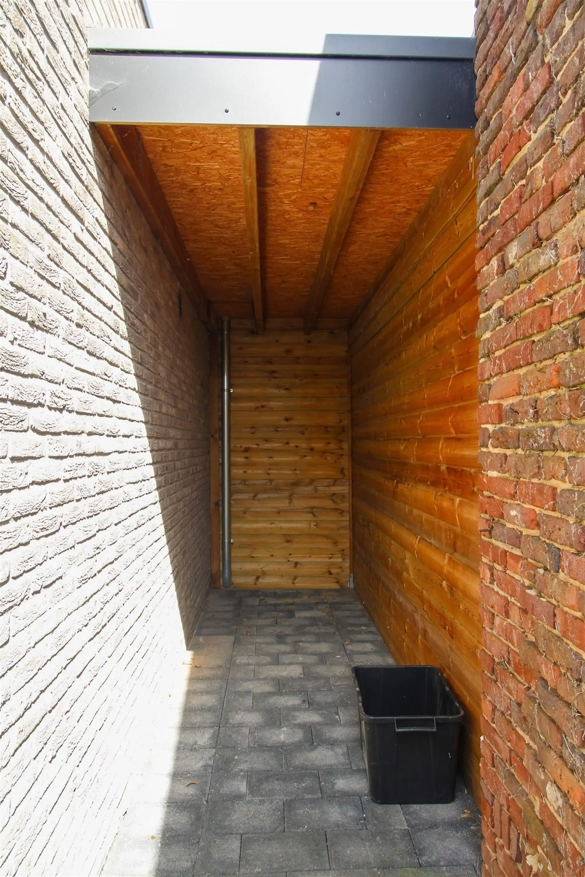 Instapklare patiowoning met 3 slaapkamers en 2 autostaanplaatsen in het rustige Uikhoven/Maasmechelen! foto 20
