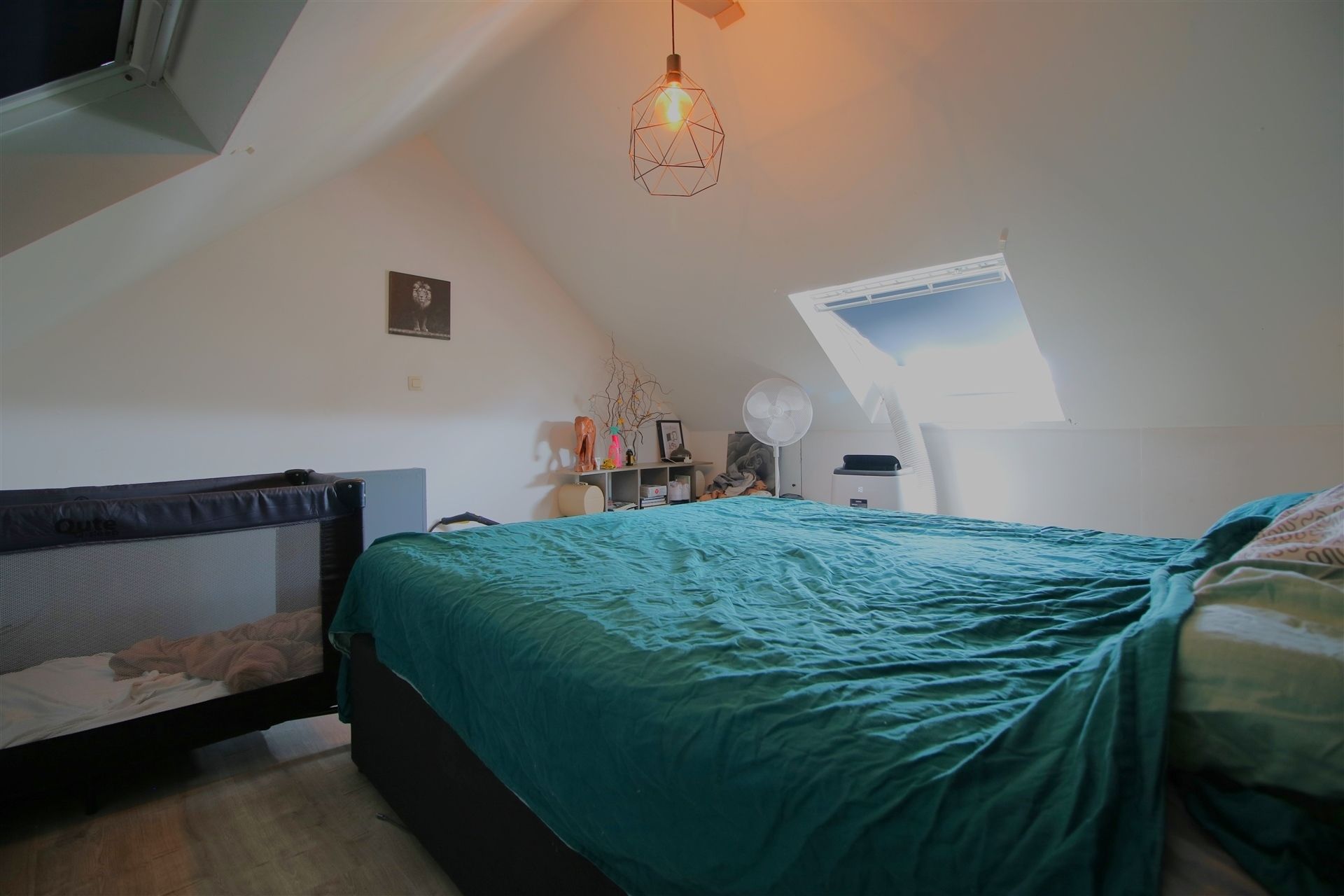 Vernieuwde woning in centrum Ruisbroek foto 21