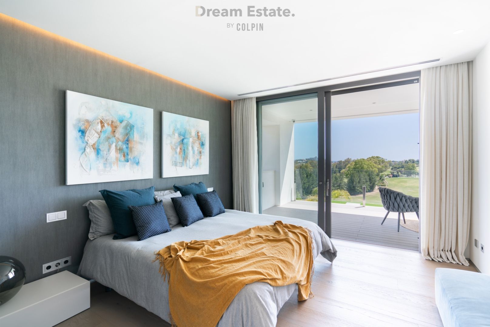 Gloednieuwe moderne eerstelijns golf villa met zeezicht. foto 24