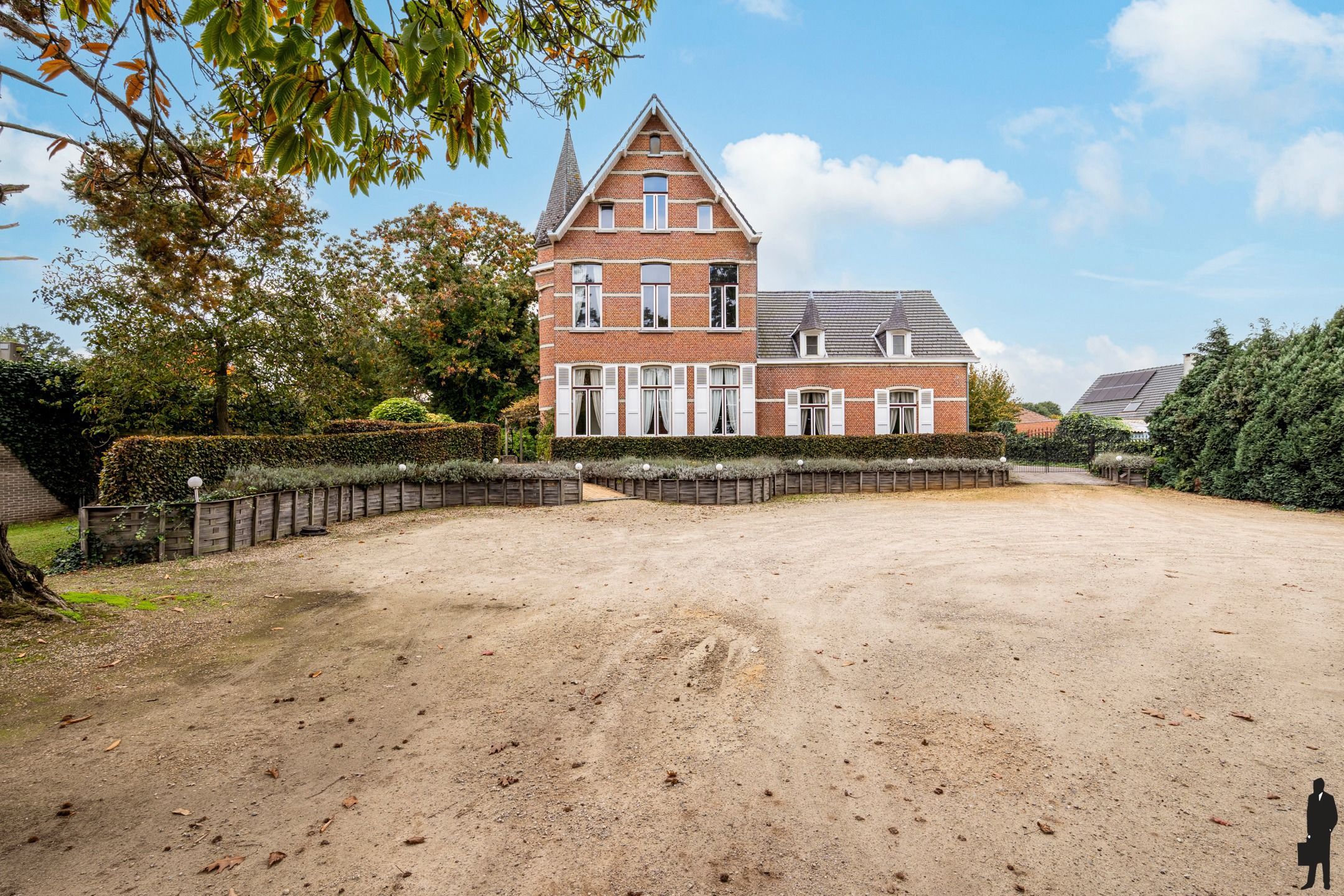 Prachtige 19de eeuwse villa met 6 slpks nabij centrum Lille foto 2