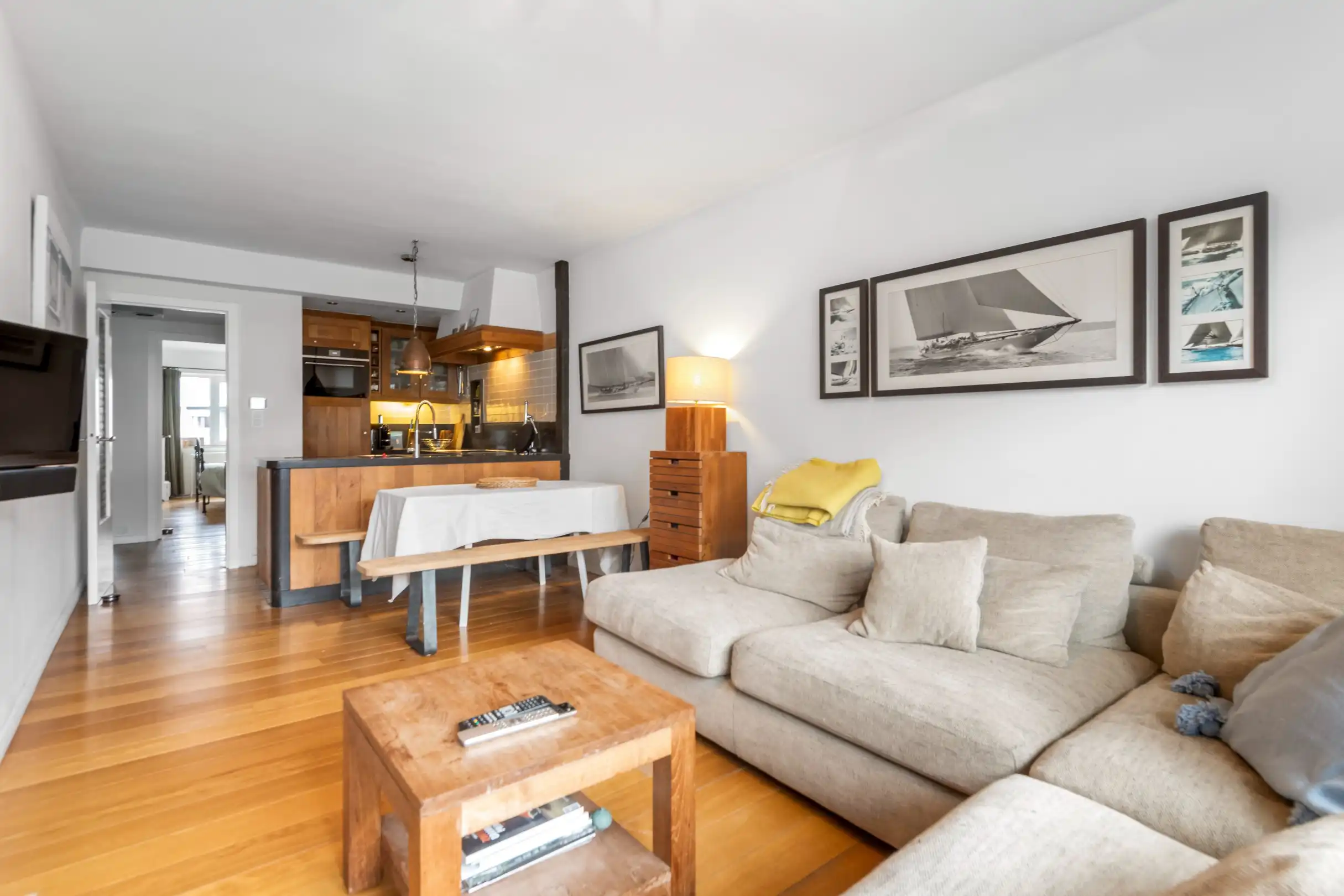 Penthouse rustig gelegen vlakbij de Dumortierlaan en de Zoutelaan.  foto 3