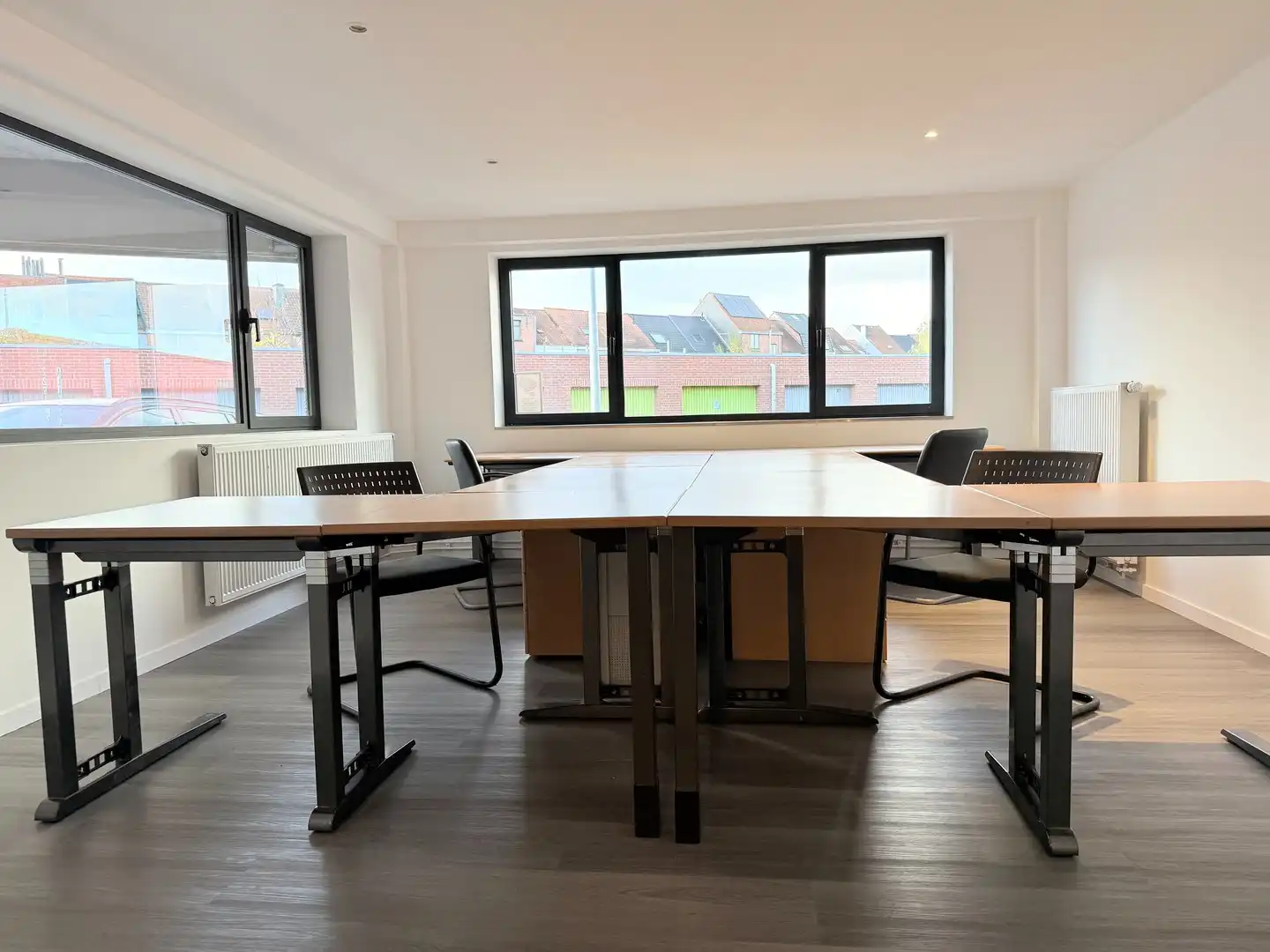 Kantoorruimte in KMO zone foto 4