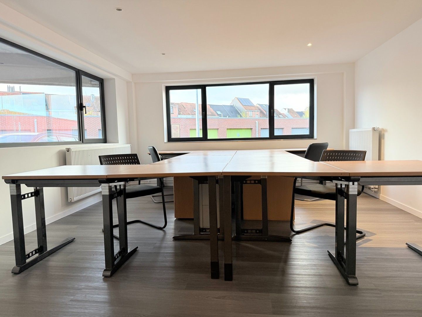 Kantoorruimte in KMO zone foto 4