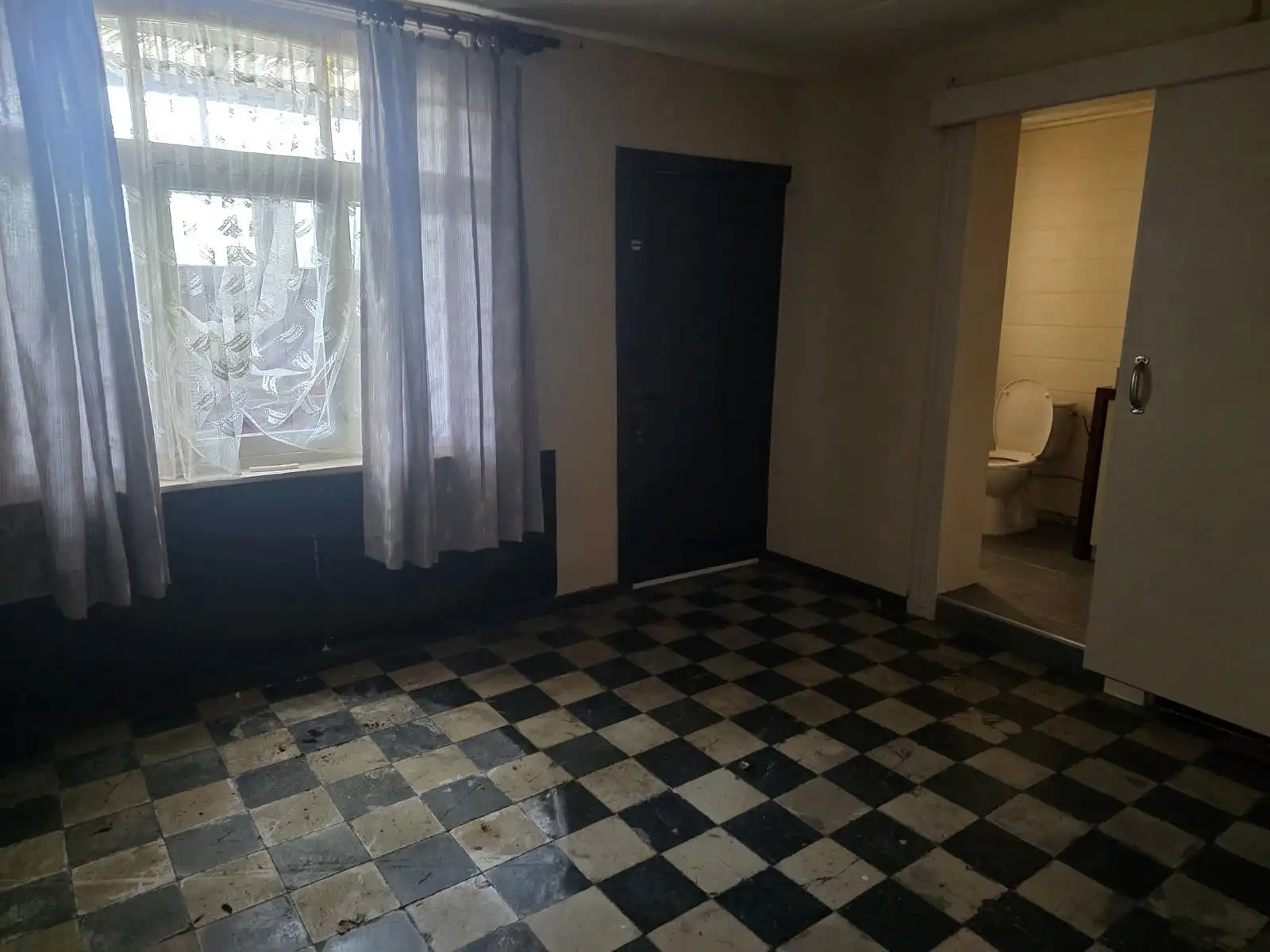 Te renoveren woning met mooie tuin!!! foto 11