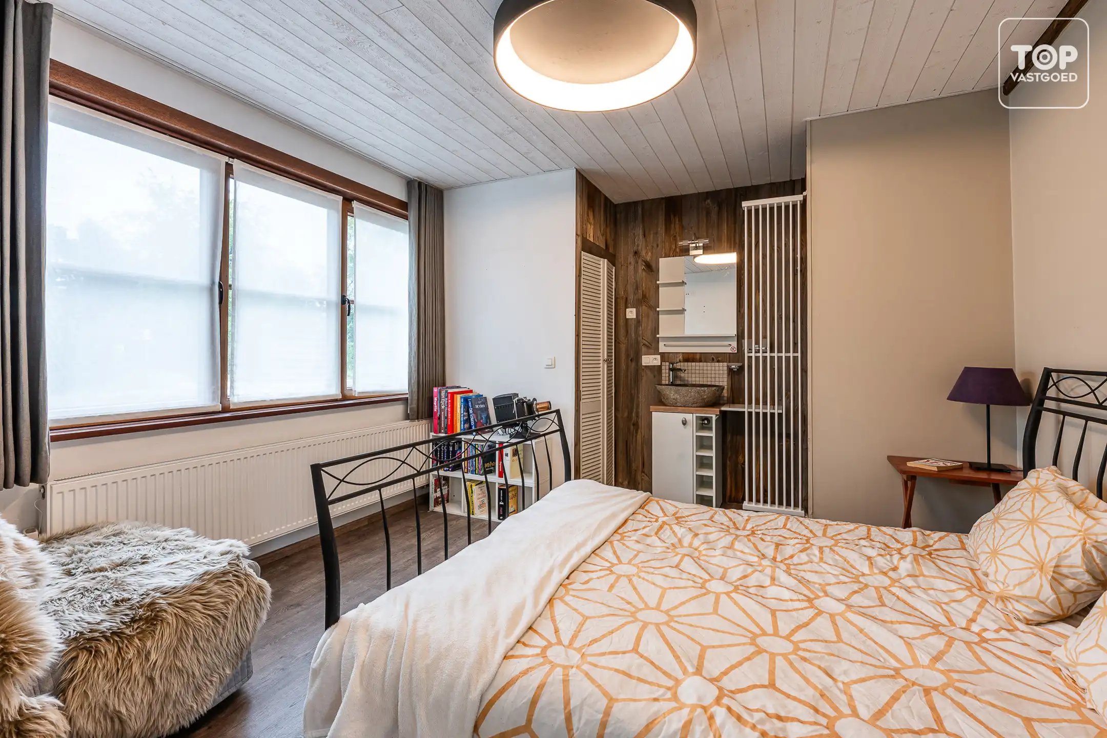 Instapklare woning met 4 slaapkamers op toplocatie in Drongen foto 9