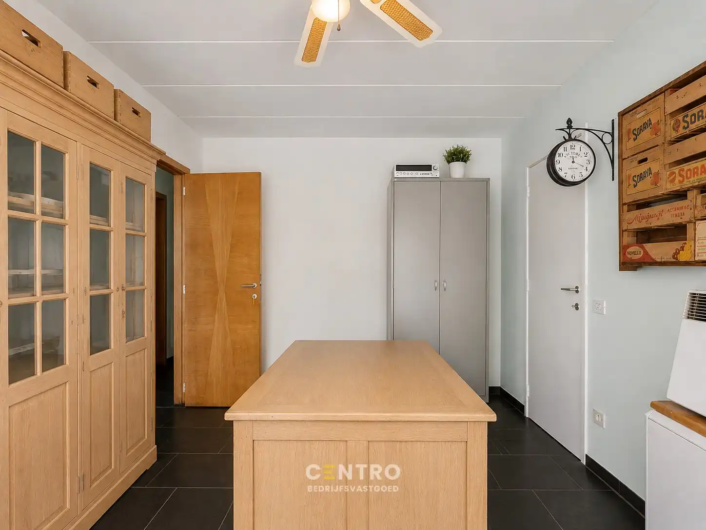 Magazijn met woning in Oostnieuwkerke mét uitbreidingsmogelijkheden - Ideaal voor combinatie wonen en werken. foto 22
