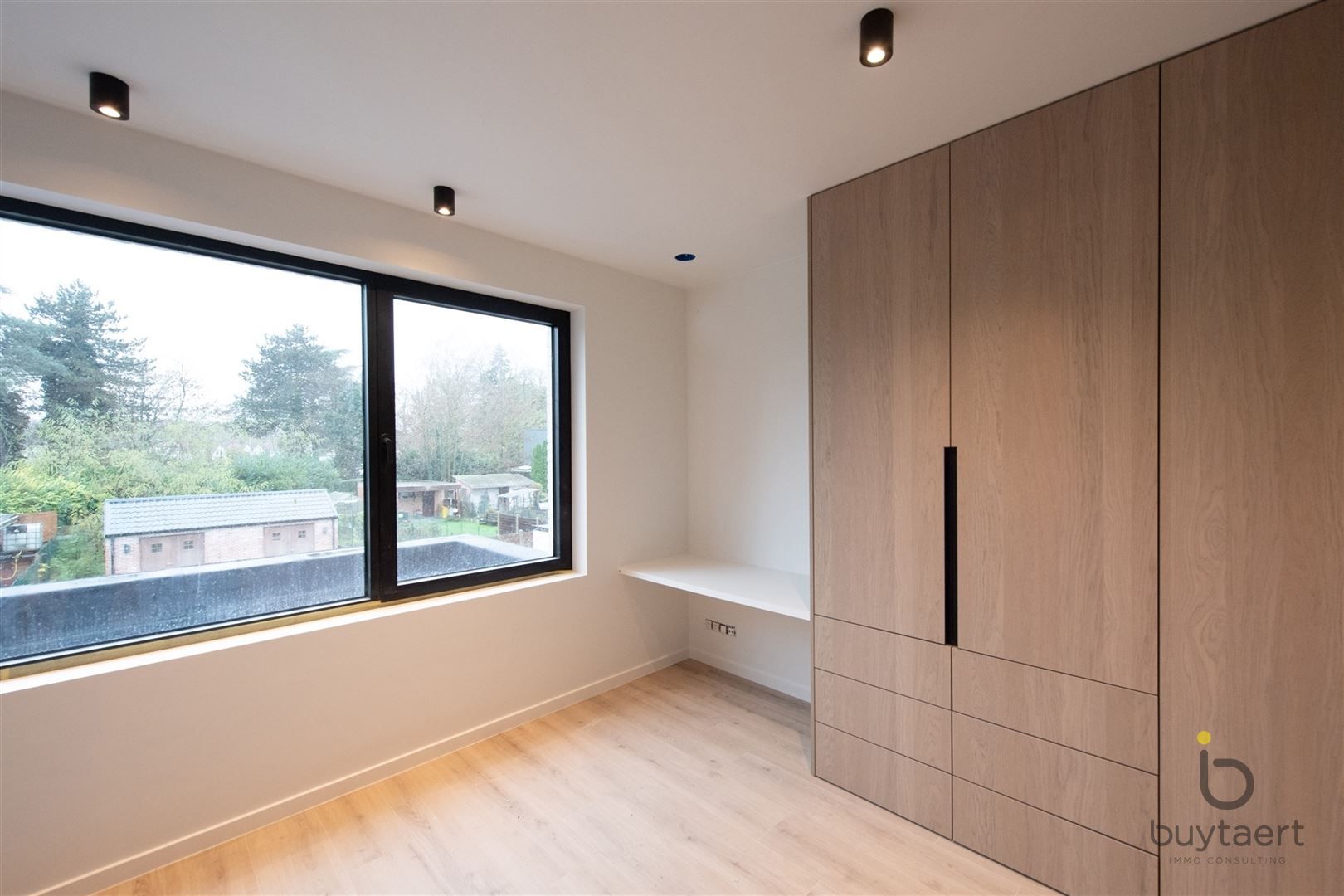 Duurzaam en stijlvolle nieuwbouw rijwoning + tuin! foto 14