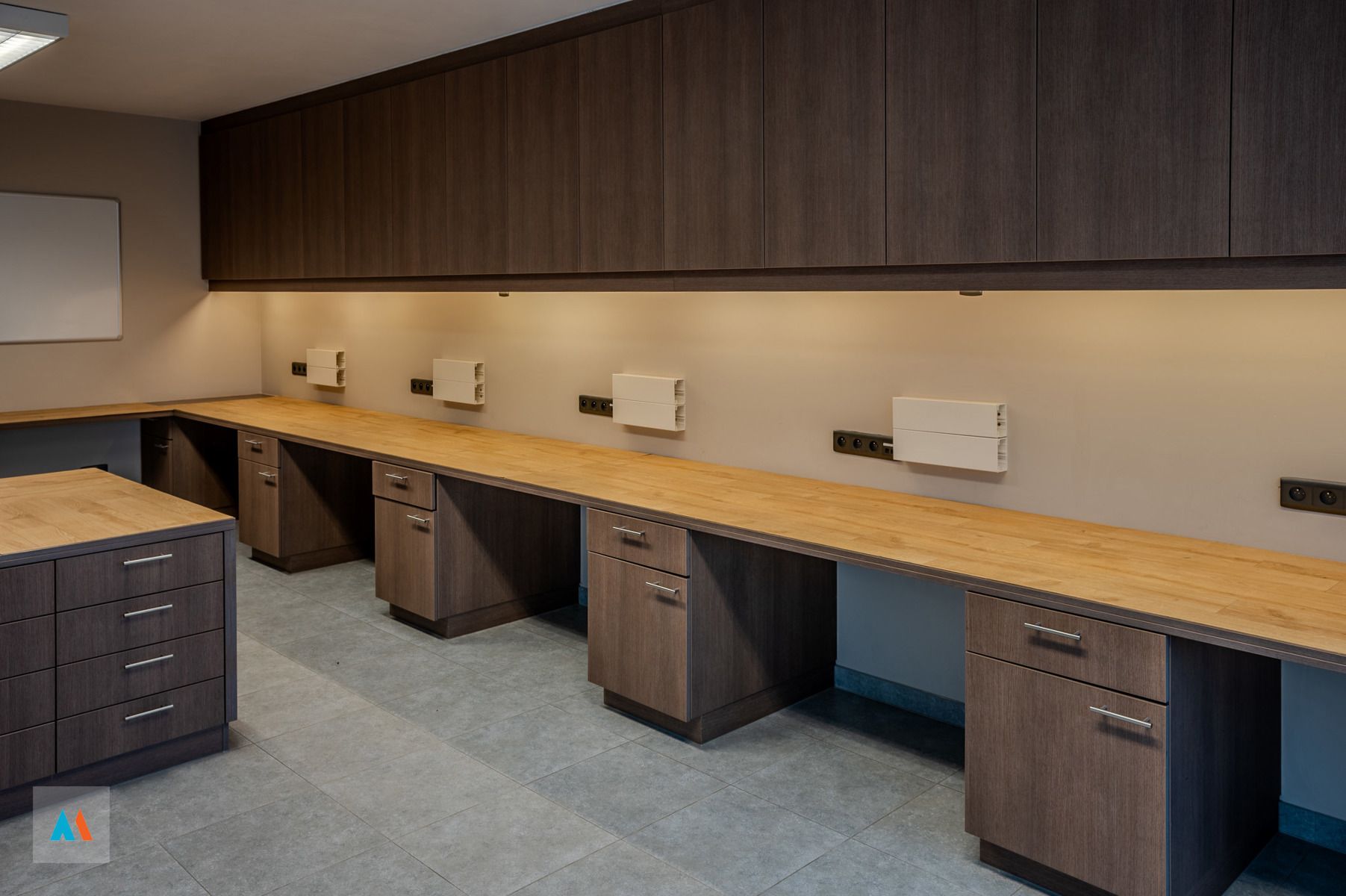 Eéngezinswoning met mooie, aangelegde tuin foto 5