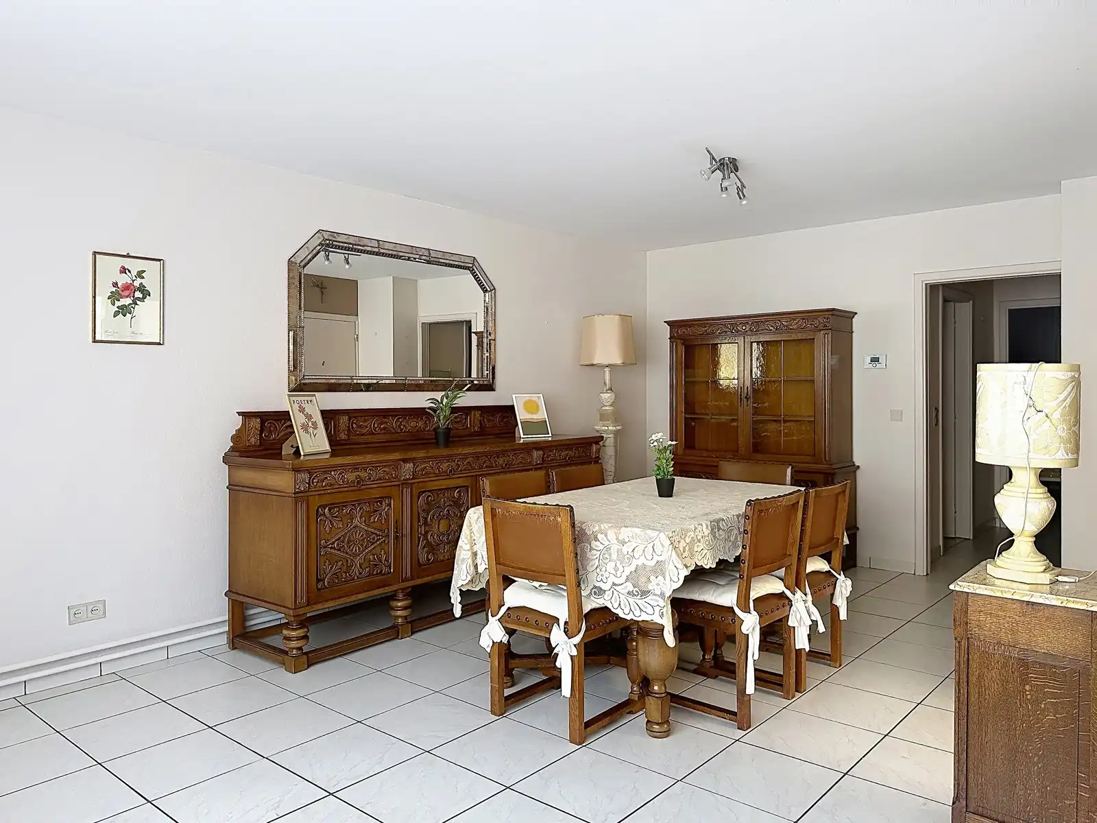 Gelijkvloers 2 slaapkamers appartement vlakbij centrum Aartselaar foto 8