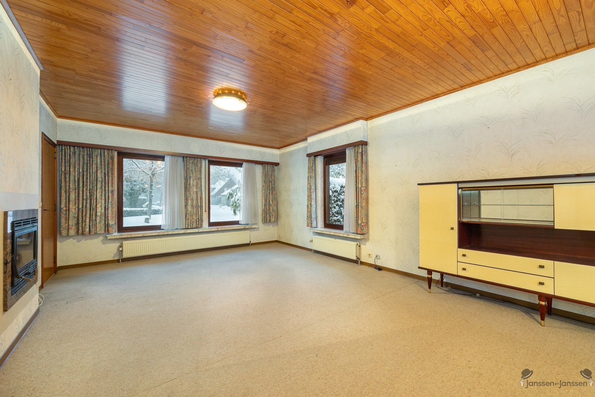 Vrijstaande villa met potentieel in gewilde wijk van Brasschaat foto 8