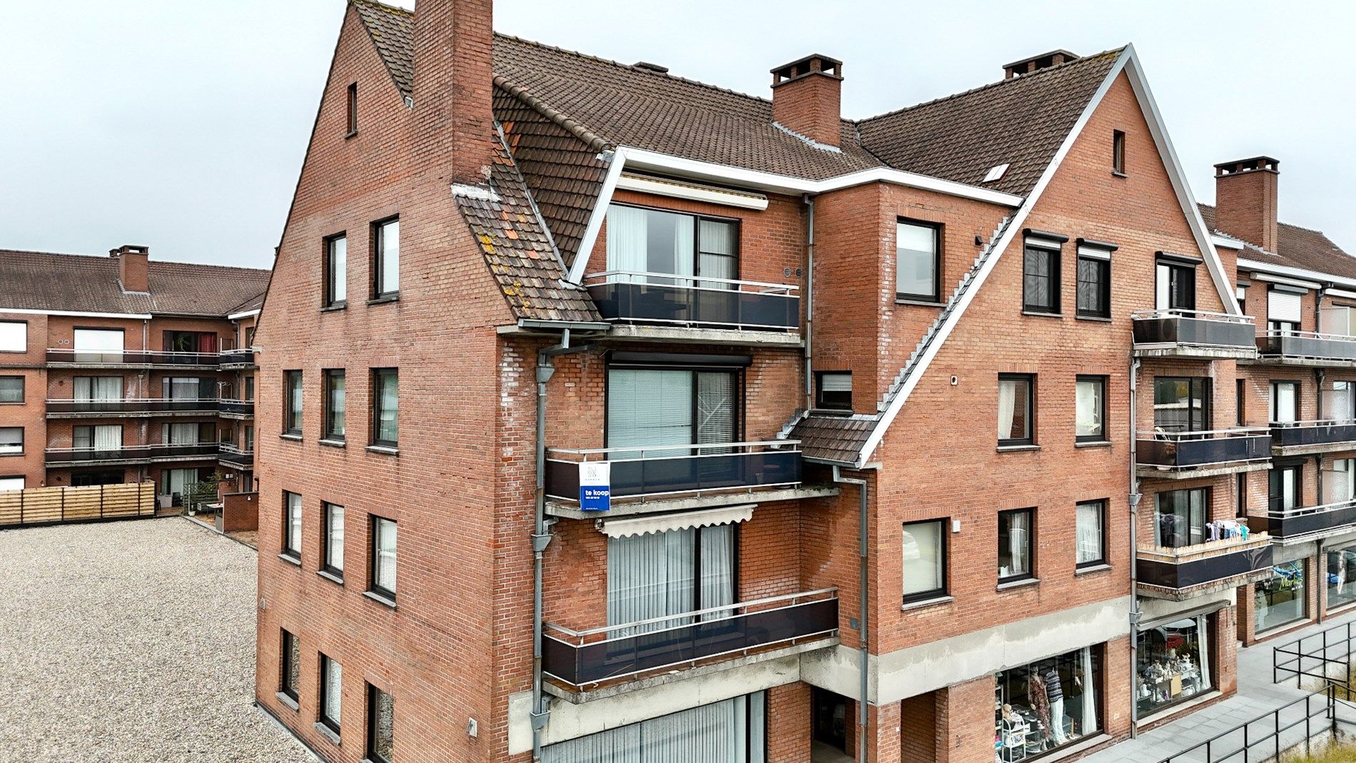 Drie-slk appartement met 109 bew. opp inclusief autostaanplaats. foto 14